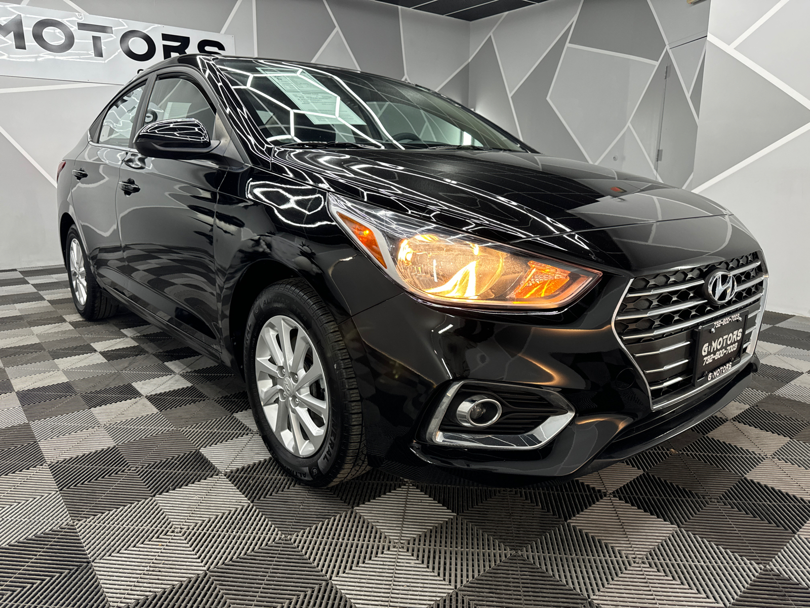 2019 Hyundai Accent SEL Sedan 4D 13