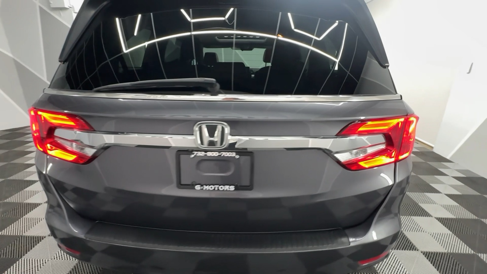 2020 Honda Odyssey EX-L w/Navigation & RES Minivan 4D 10