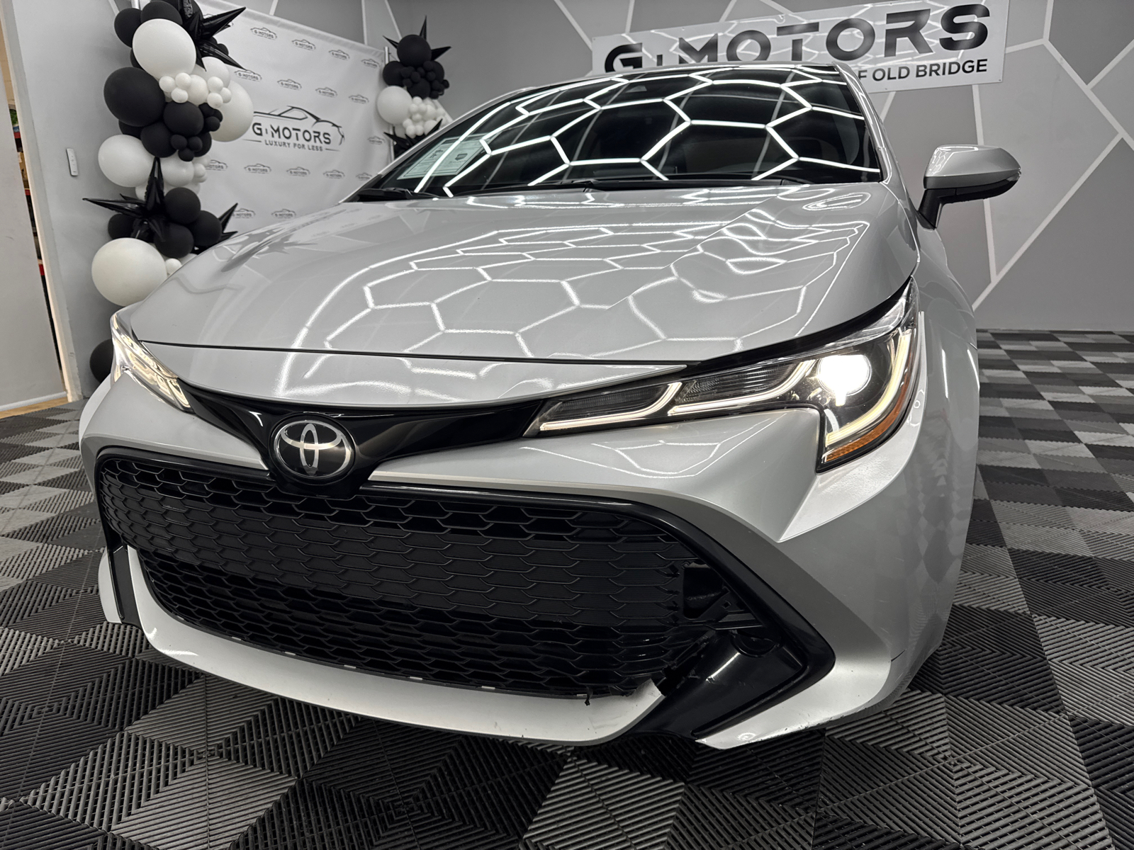 2019 Toyota Corolla Hatchback SE Hatchback 4D 16