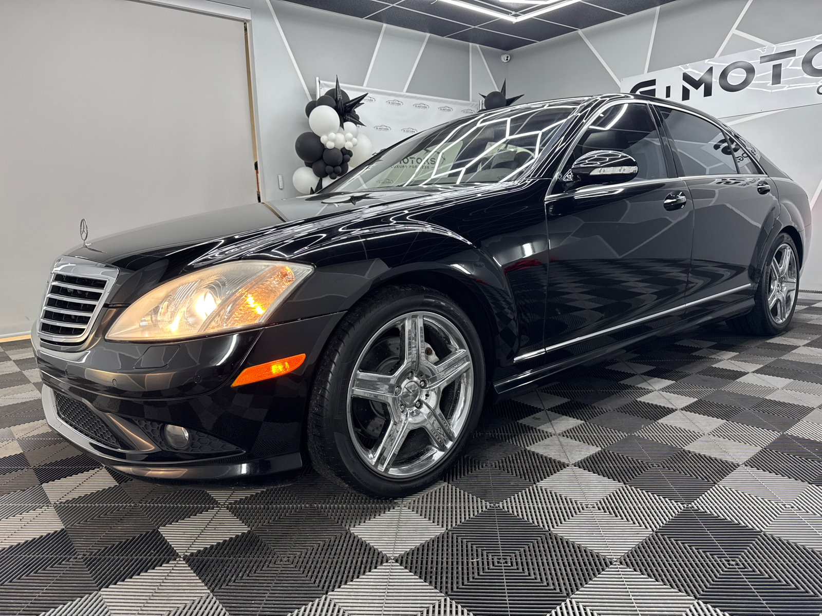 2007 Mercedes-Benz S-Class S 550 Sedan 4D 2