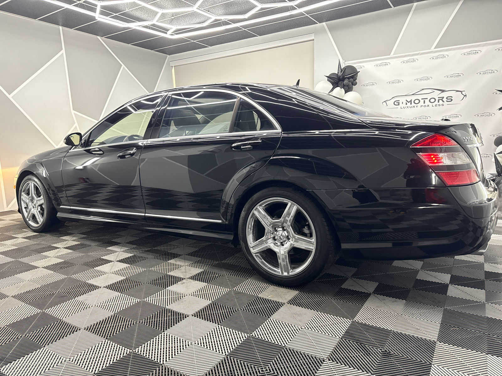 2007 Mercedes-Benz S-Class S 550 Sedan 4D 4