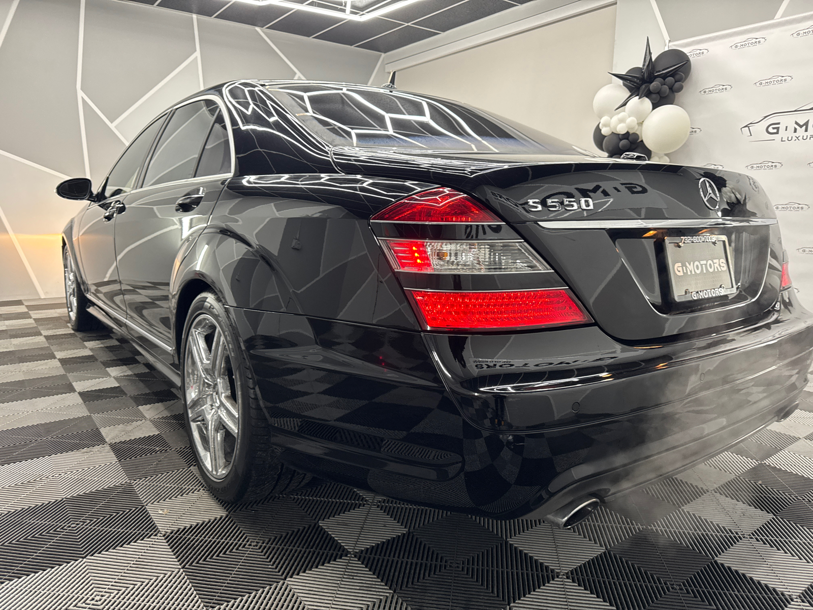 2007 Mercedes-Benz S-Class S 550 Sedan 4D 5