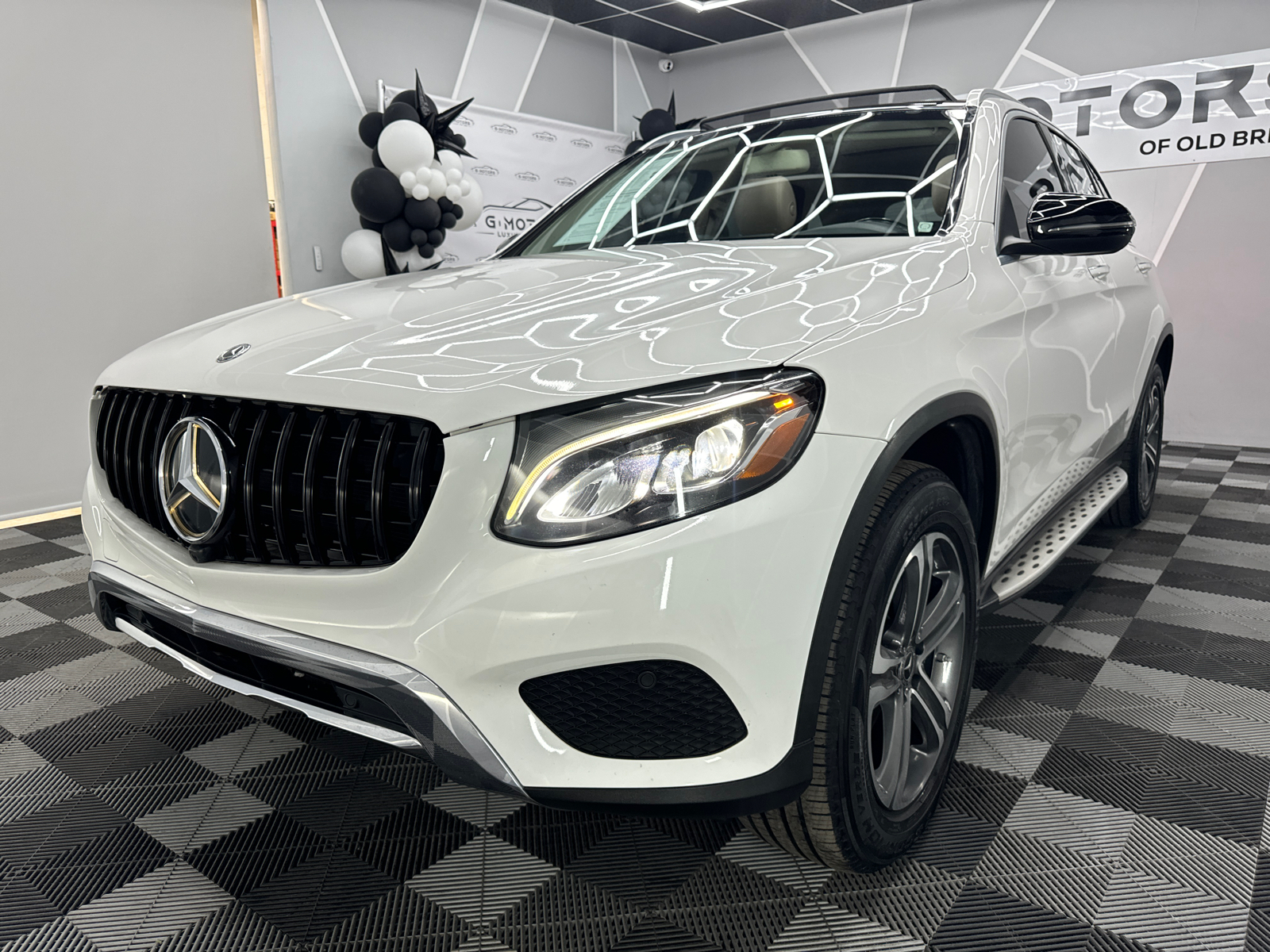 2018 Mercedes-Benz GLC  17