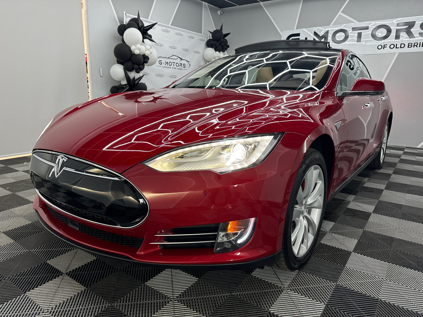 2015 Tesla Model S  1