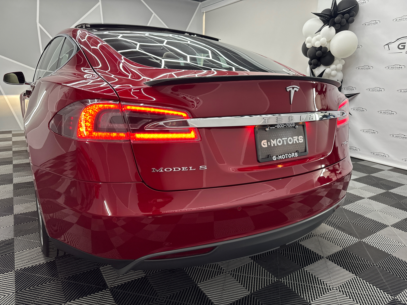 2015 Tesla Model S  6