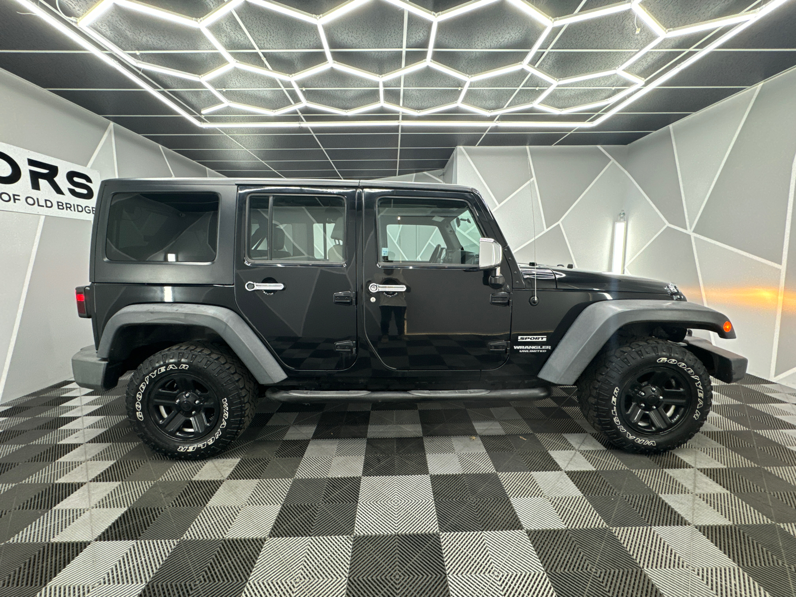 2010 Jeep Wrangler Unlimited  11