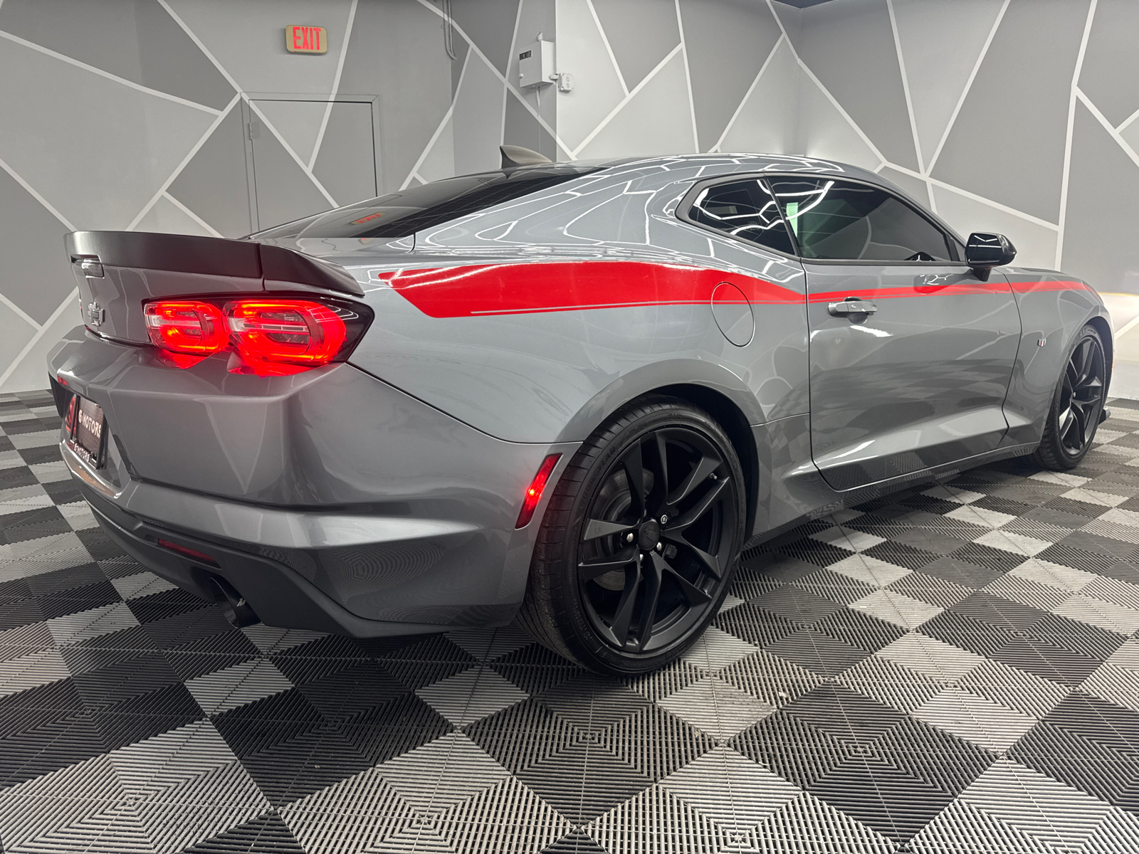 2019 Chevrolet Camaro LT Coupe 2D 10