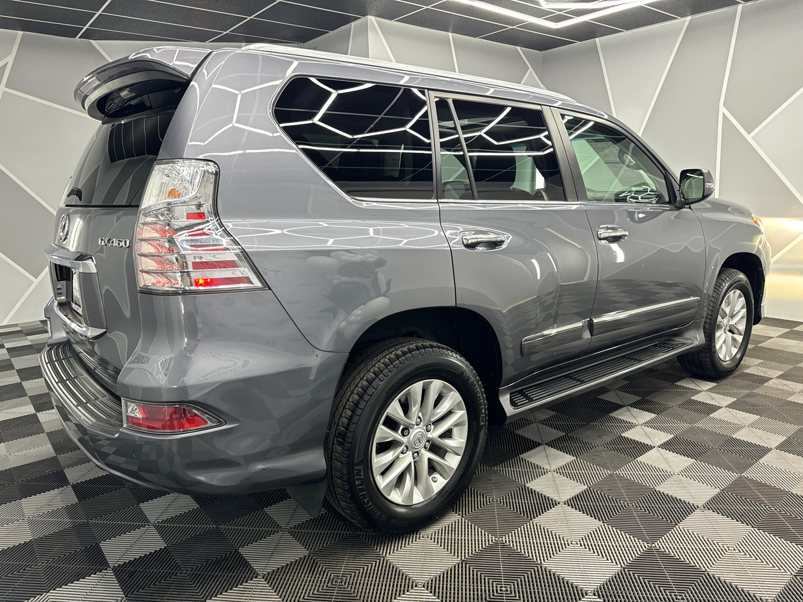 2015 Lexus GX GX 460 Sport Utility 4D 10