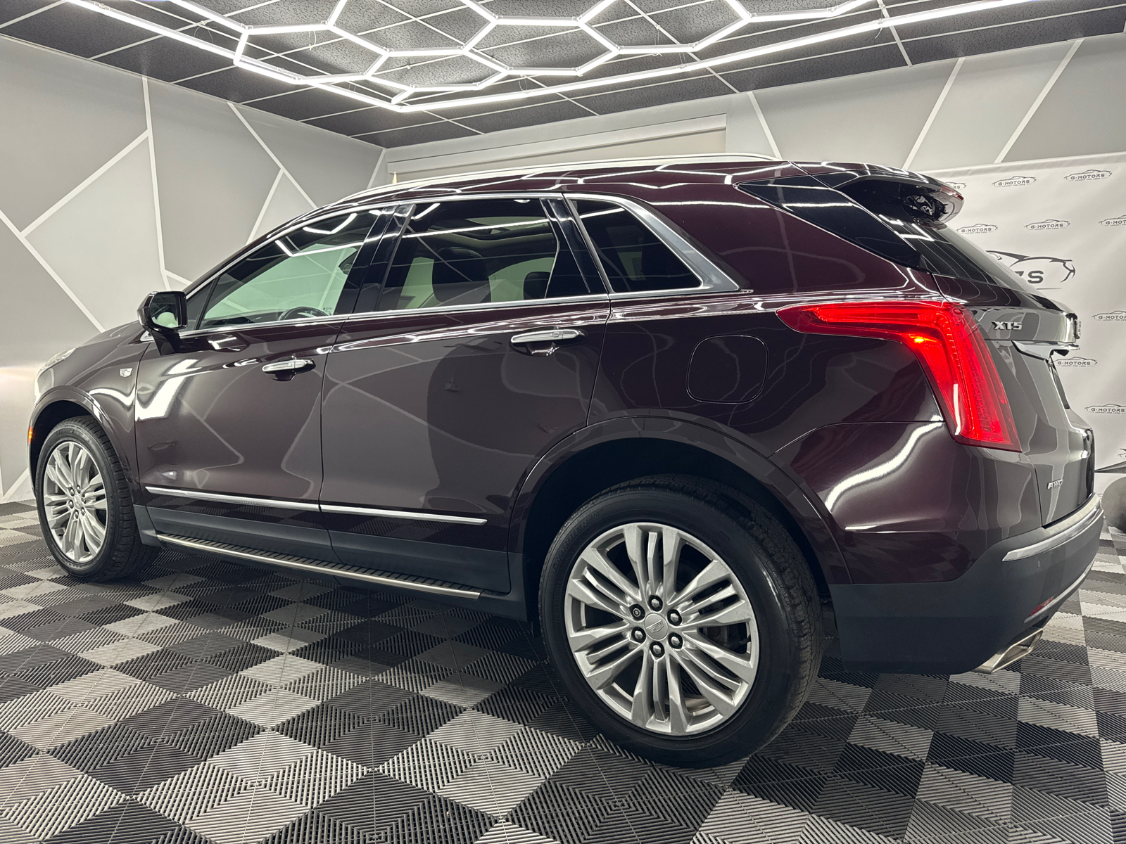 2018 Cadillac XT5 Premium Luxury Sport Utility 4D 4