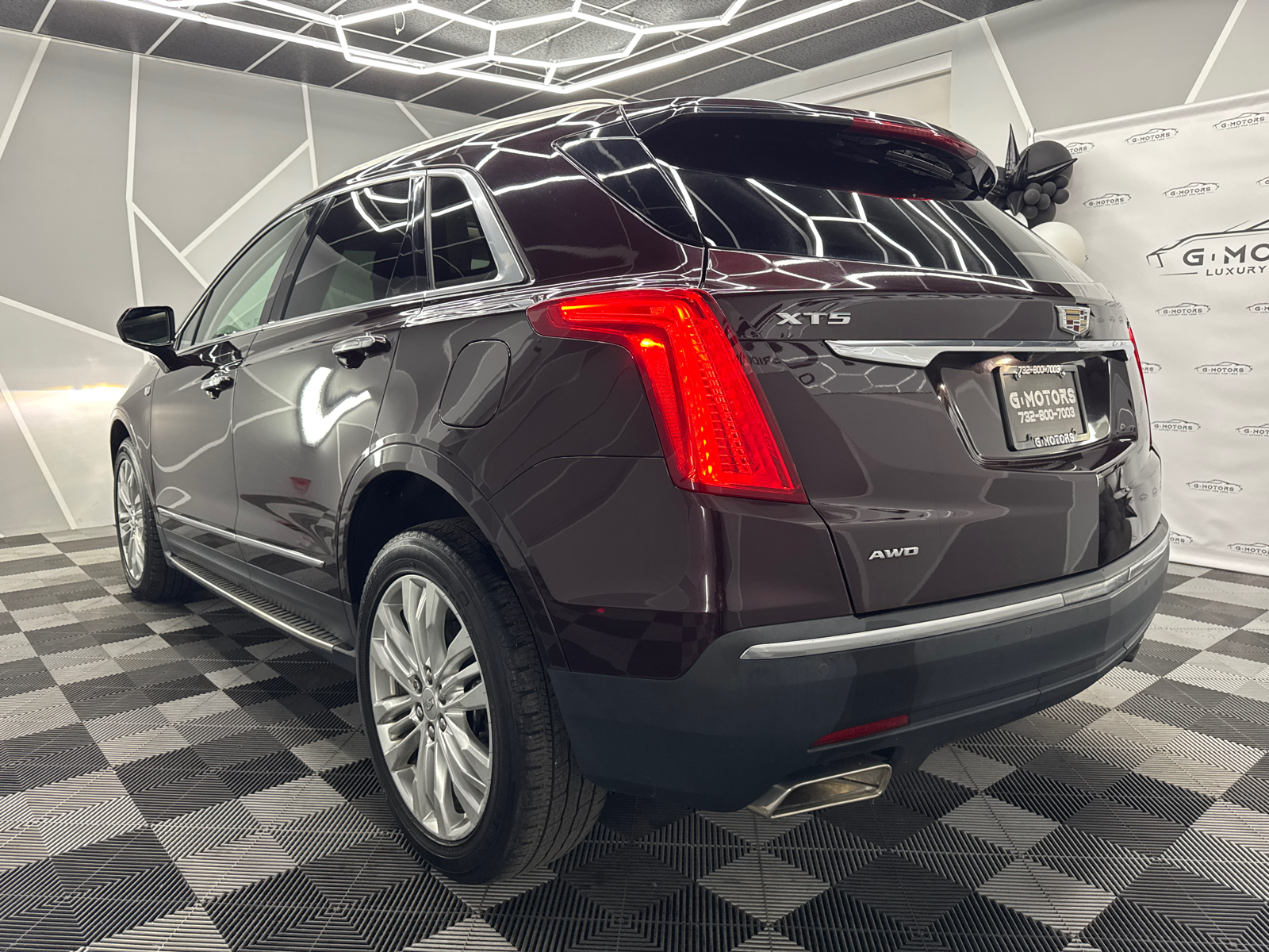 2018 Cadillac XT5 Premium Luxury Sport Utility 4D 5