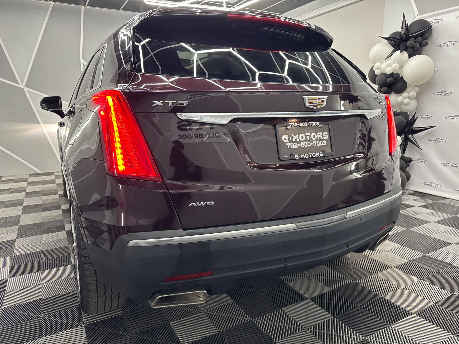 2018 Cadillac XT5 Premium Luxury Sport Utility 4D 6