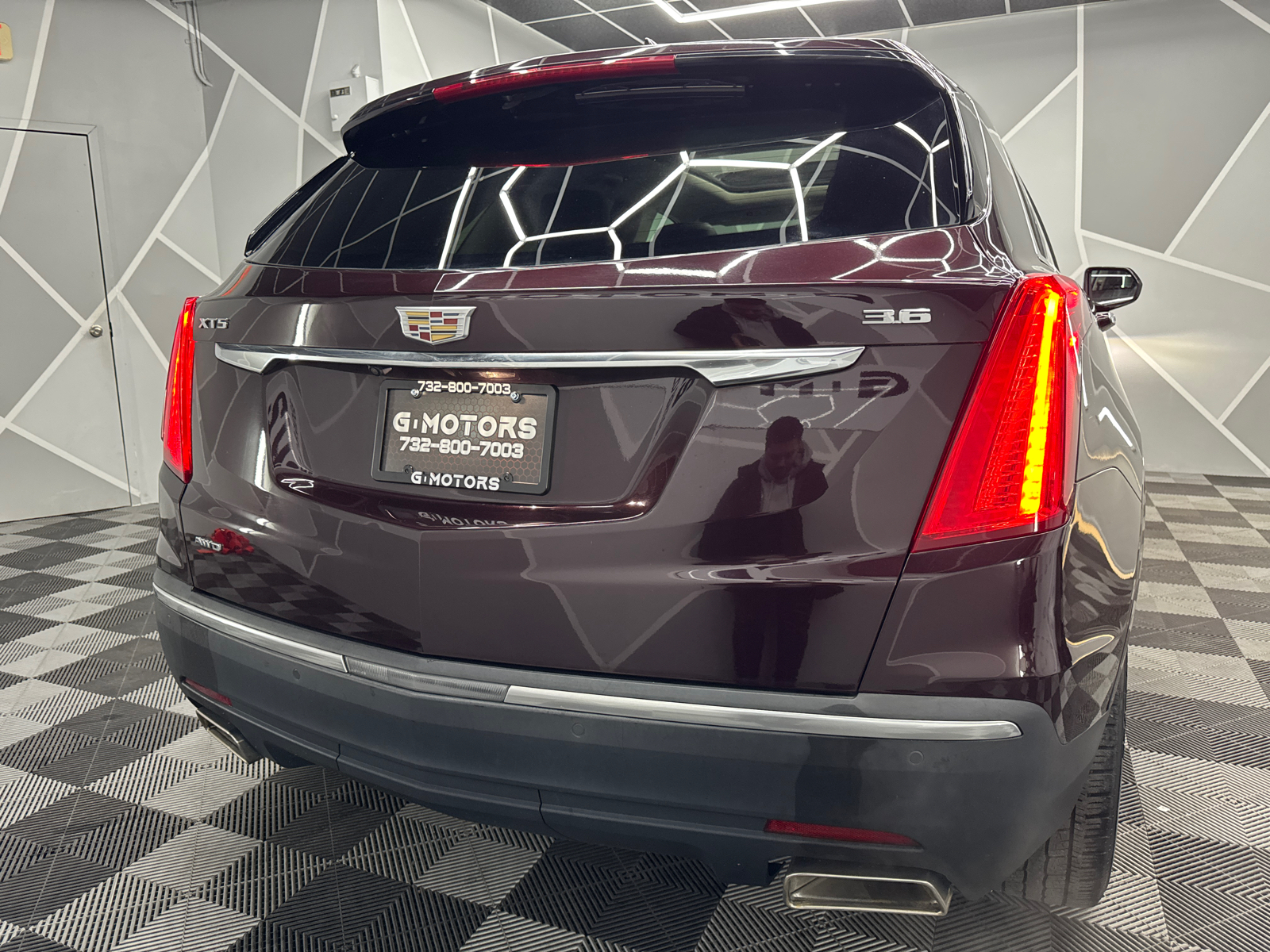 2018 Cadillac XT5 Premium Luxury Sport Utility 4D 8