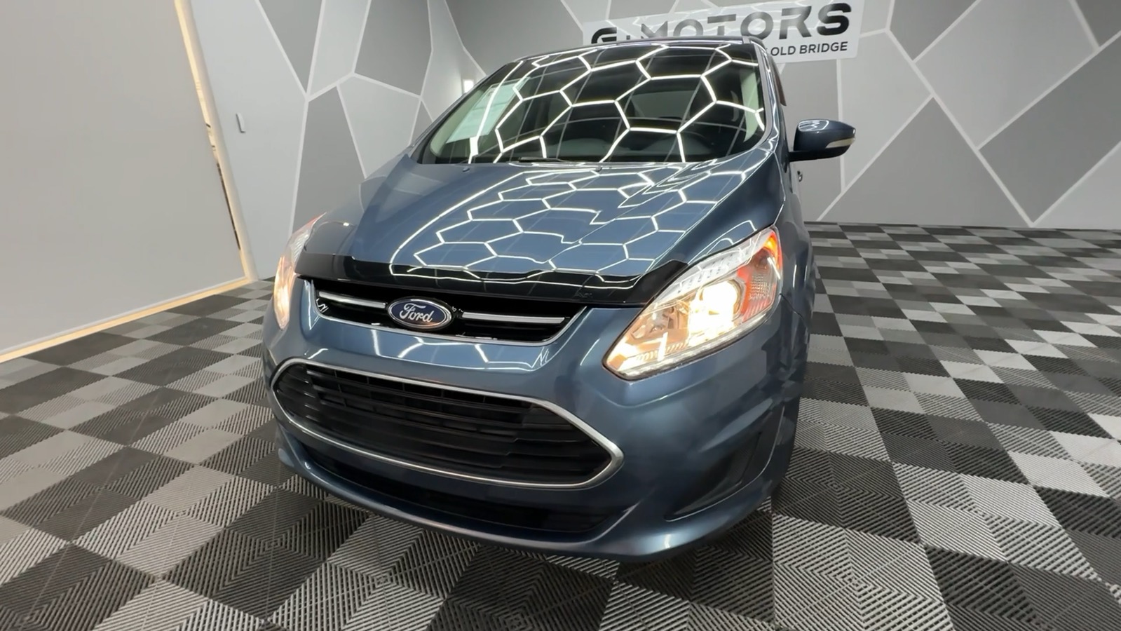 2018 Ford C-MAX Hybrid SE Wagon 4D 13