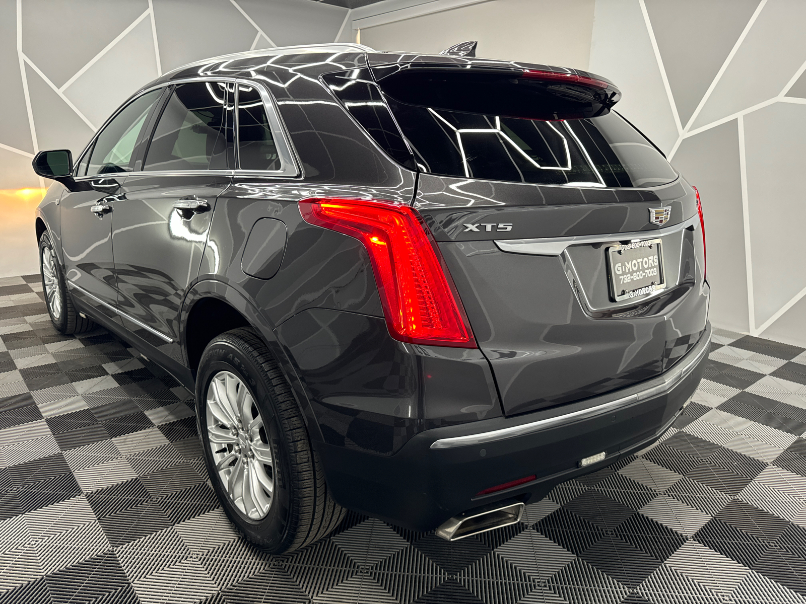 2017 Cadillac XT5 Sport Utility 4D 5