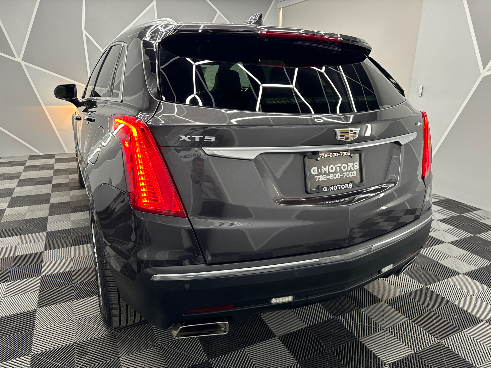 2017 Cadillac XT5 Sport Utility 4D 6