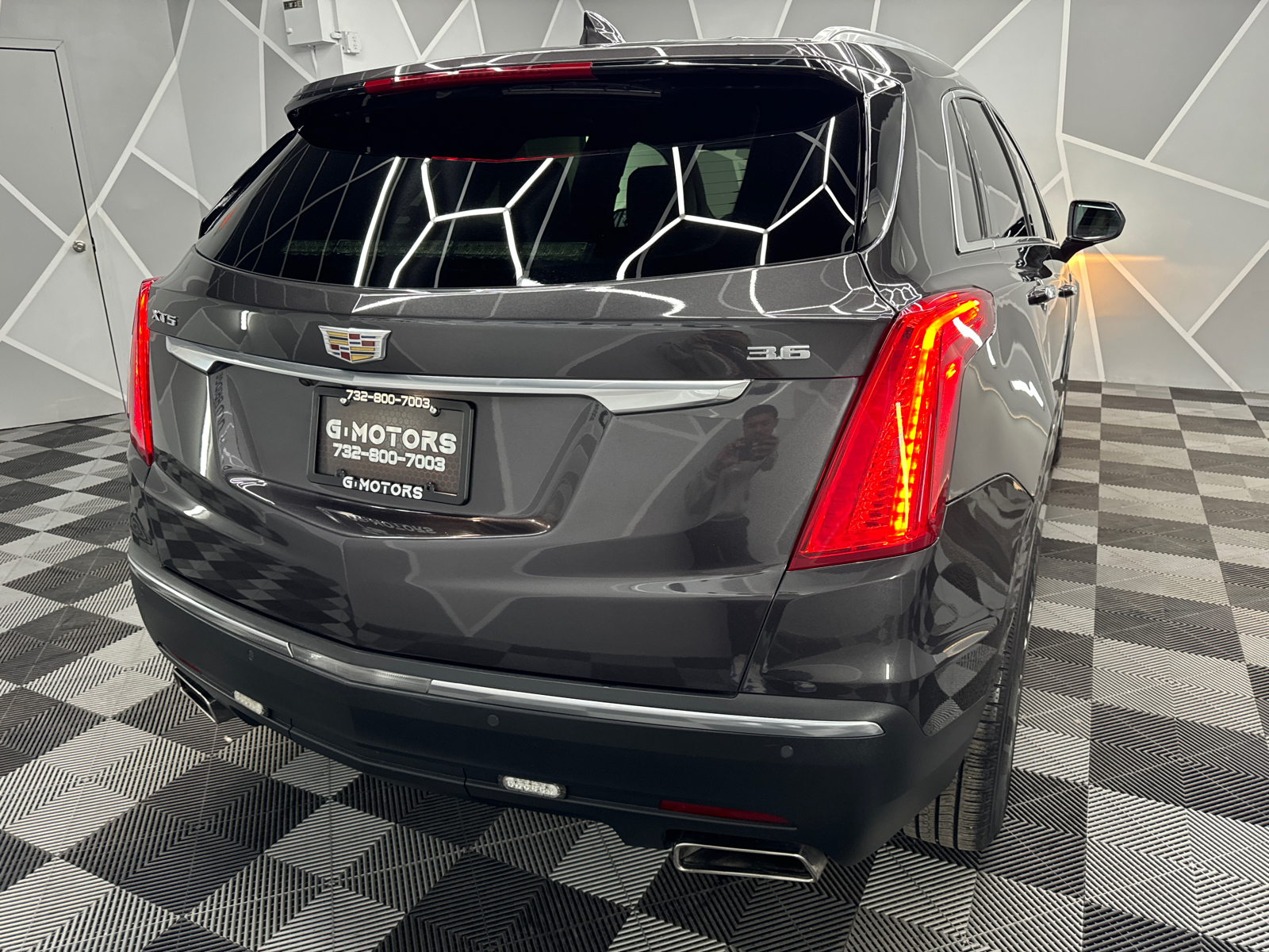 2017 Cadillac XT5 Sport Utility 4D 8