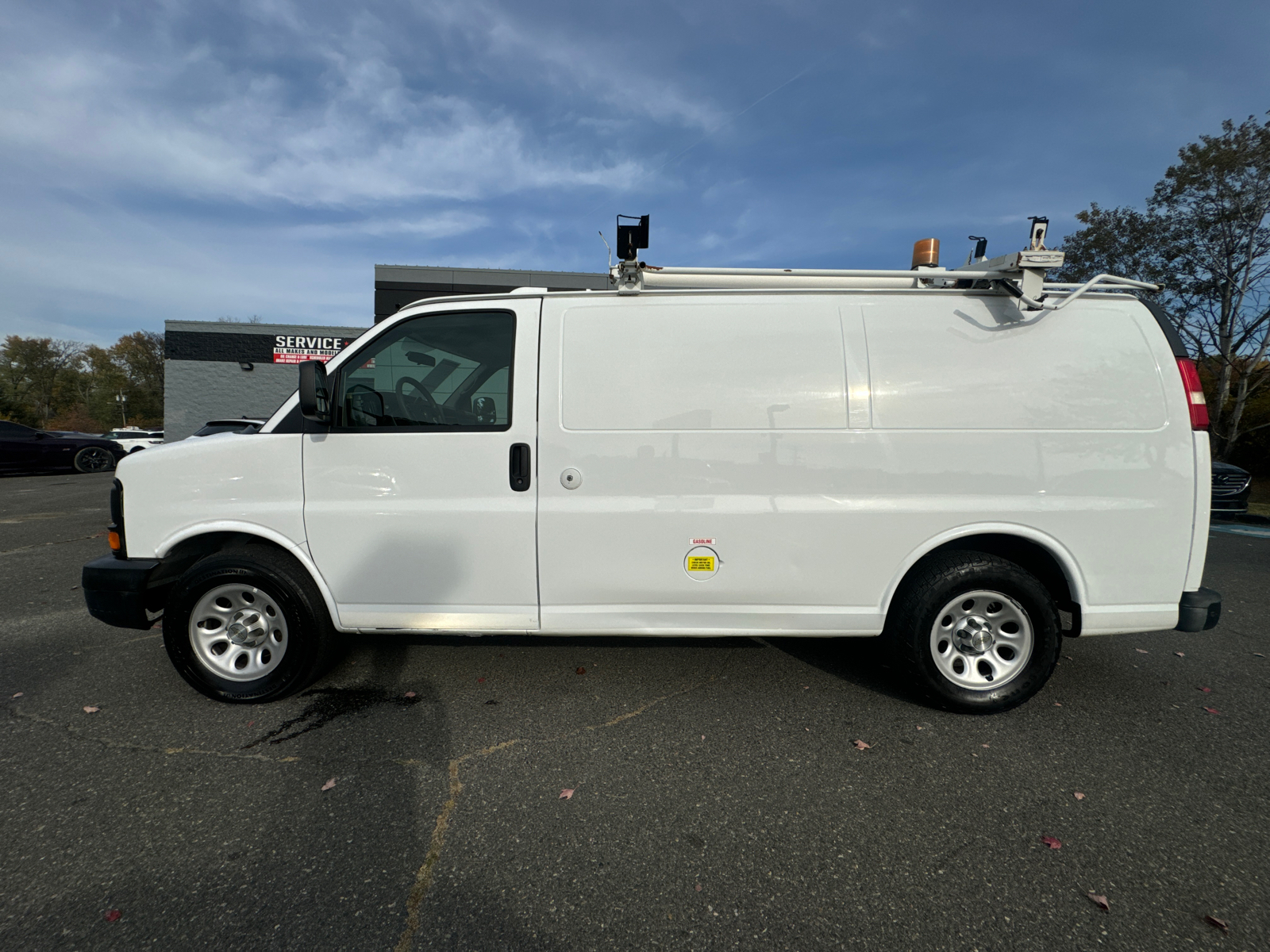 2009 Chevrolet Express 1500 Cargo Van 3D 3