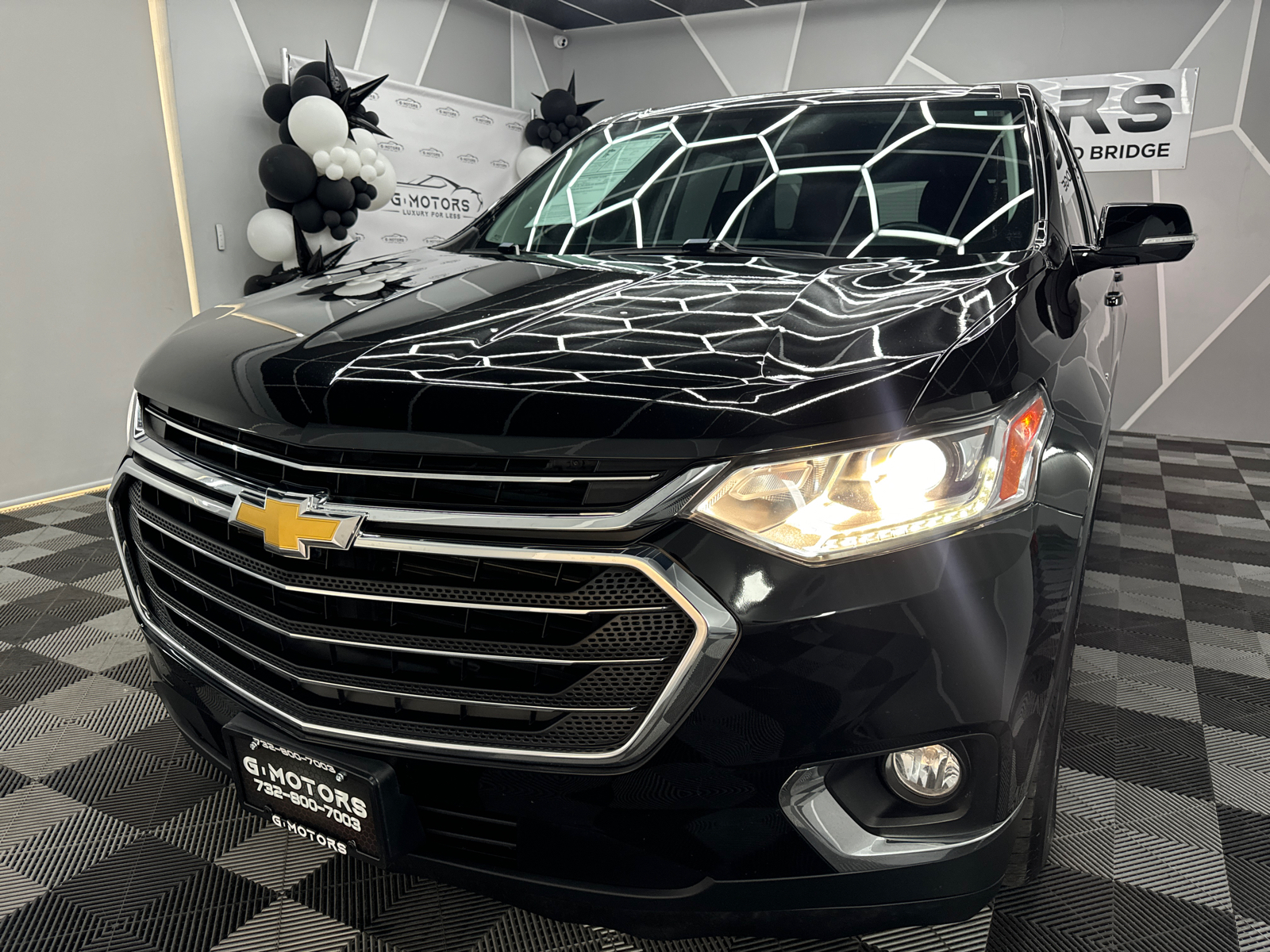 2018 Chevrolet Traverse LT Sport Utility 4D 16