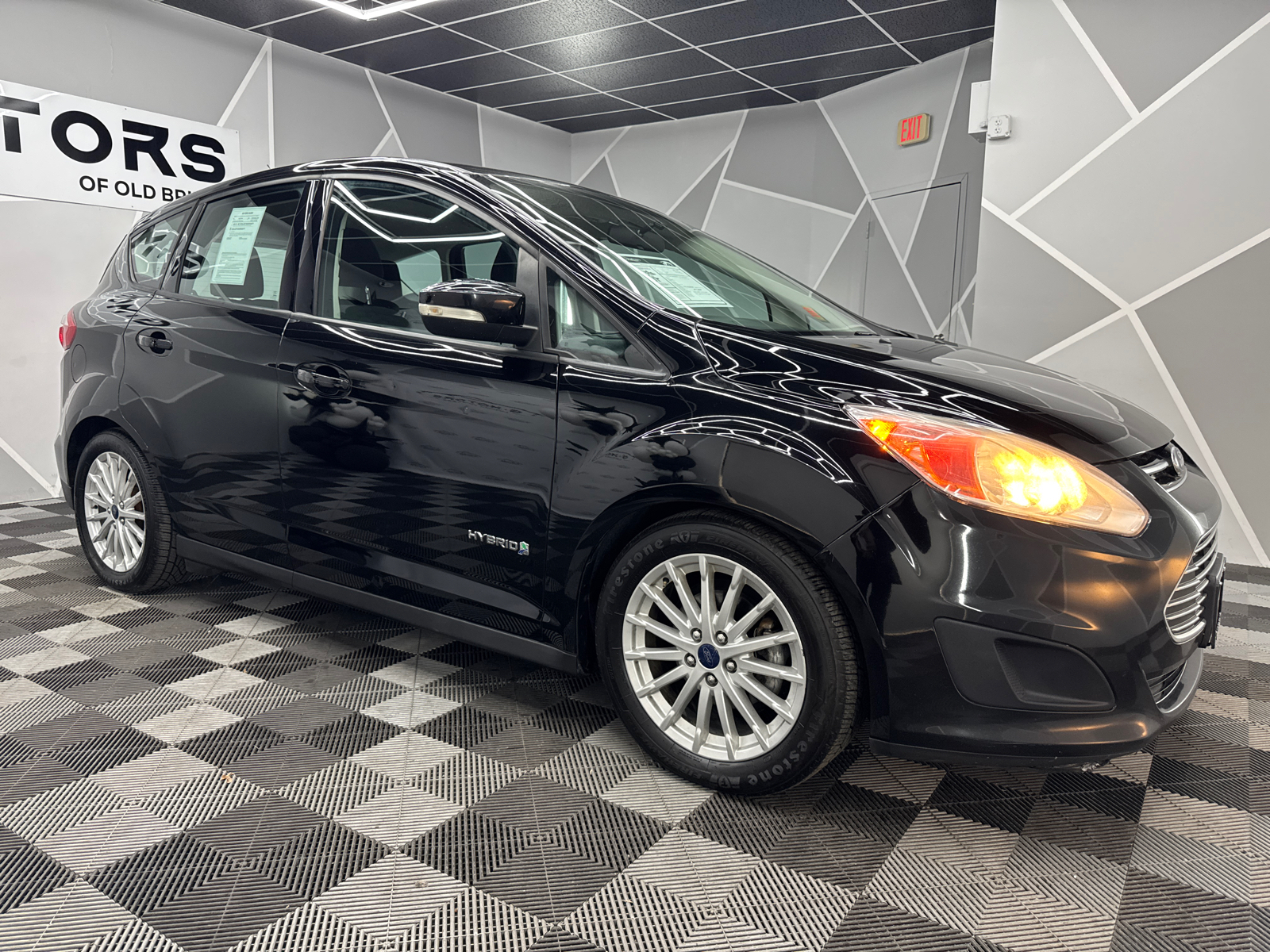 2016 Ford C-MAX Hybrid SE Wagon 4D 11