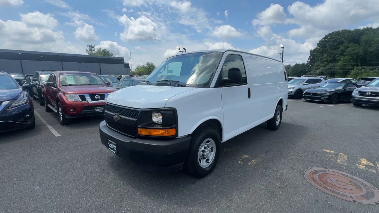 2017 Chevrolet Express 3500 Cargo Regular Van 3D 1