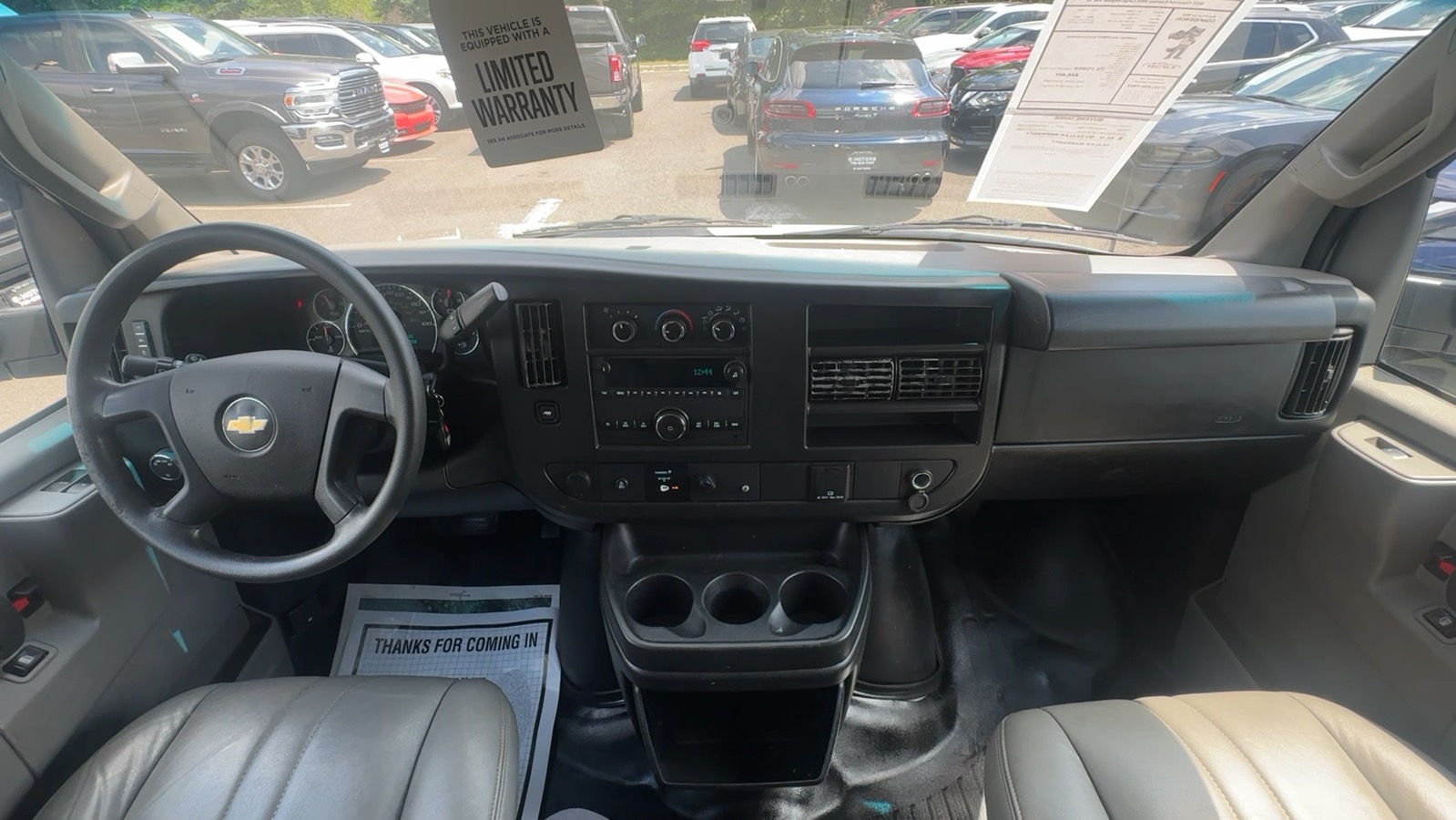 2017 Chevrolet Express 3500 Cargo Regular Van 3D 41