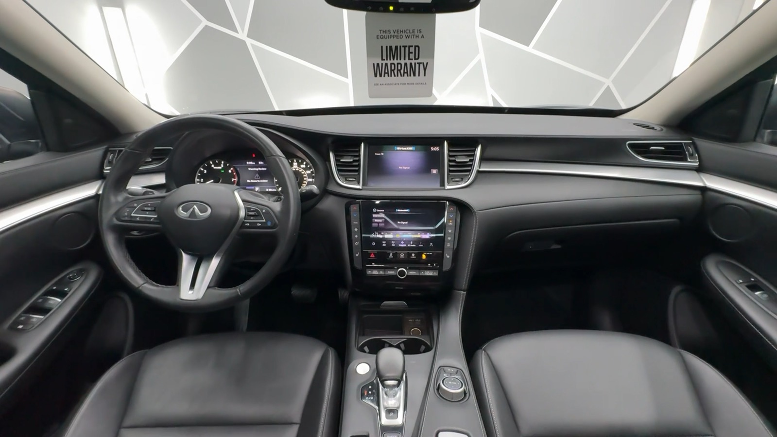 2021 INFINITI QX50 LUXE Sport Utility 4D 41