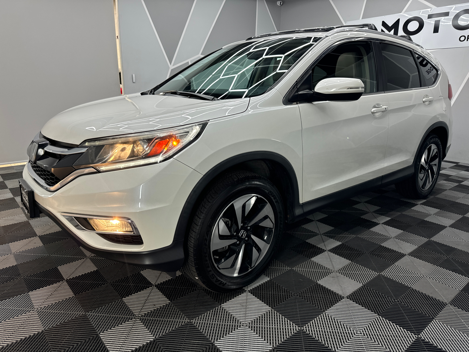 2015 Honda CR-V Touring Sport Utility 4D 2