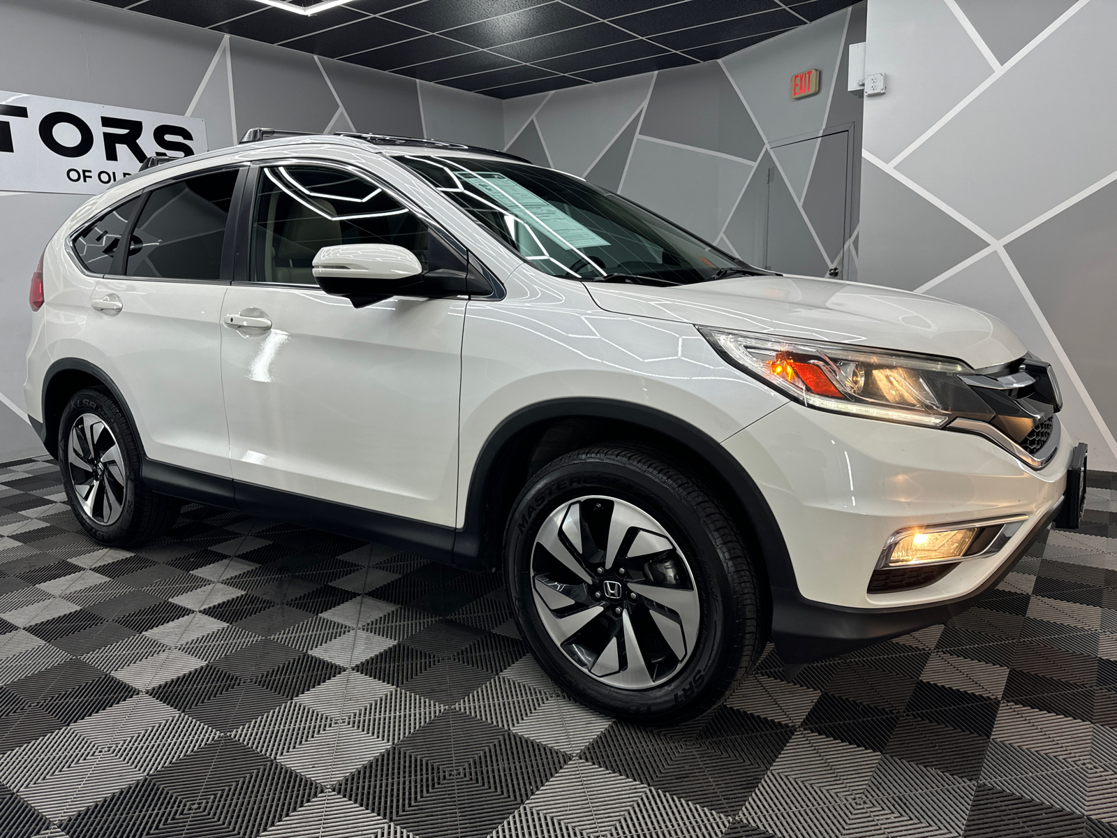 2015 Honda CR-V Touring Sport Utility 4D 12