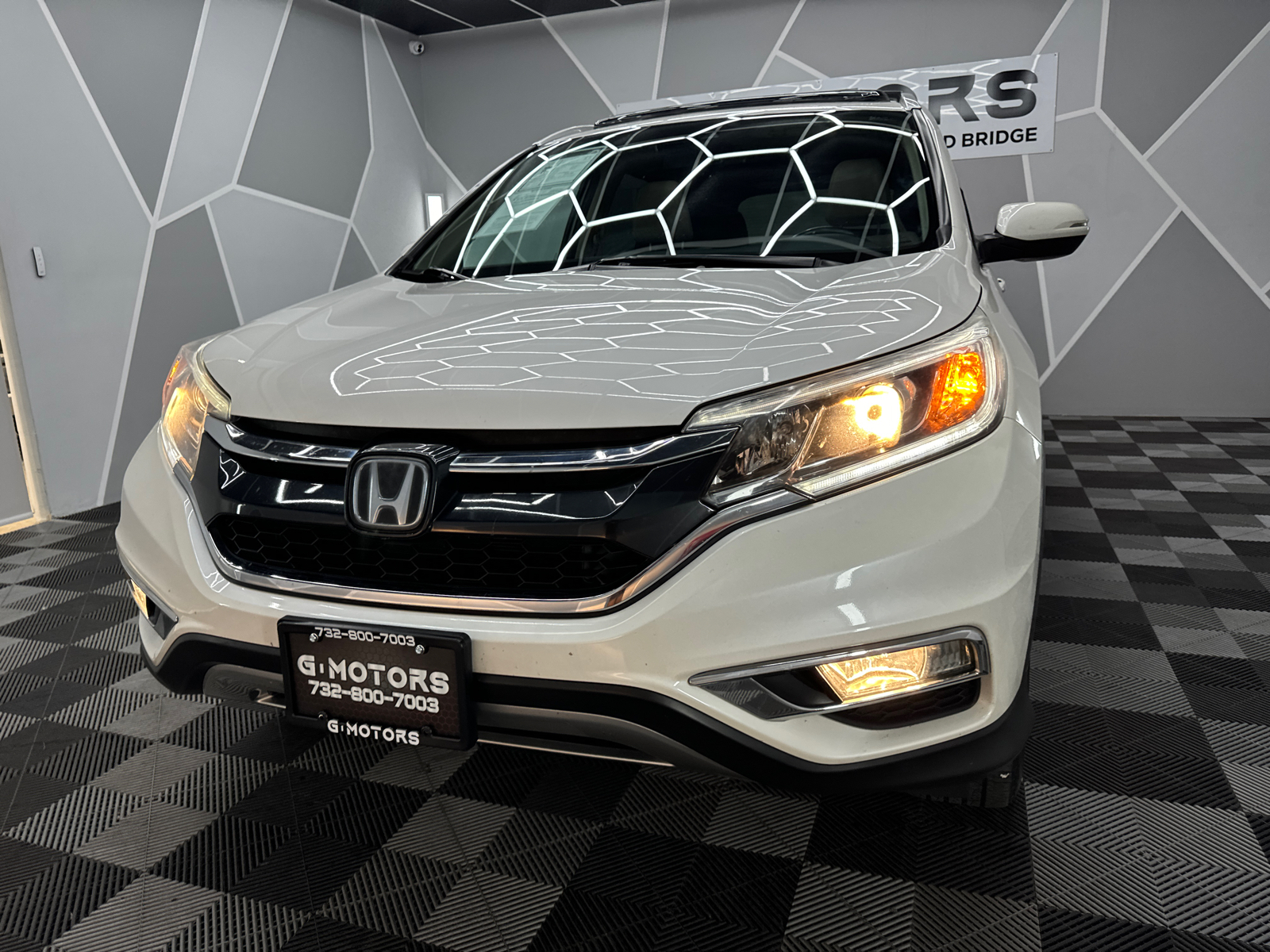 2015 Honda CR-V Touring Sport Utility 4D 16