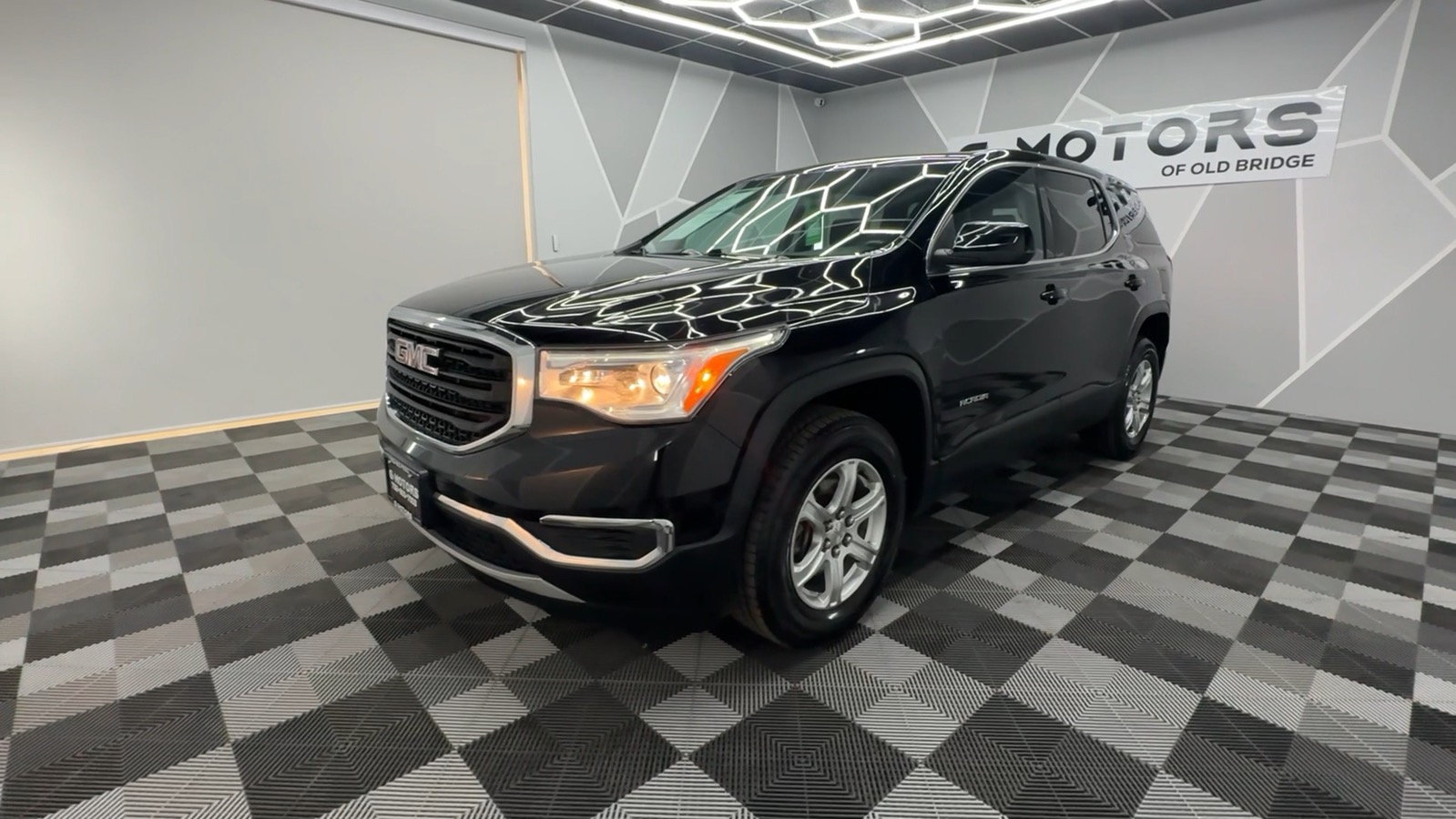 2019 GMC Acadia SLE-1 Sport Utility 4D 2