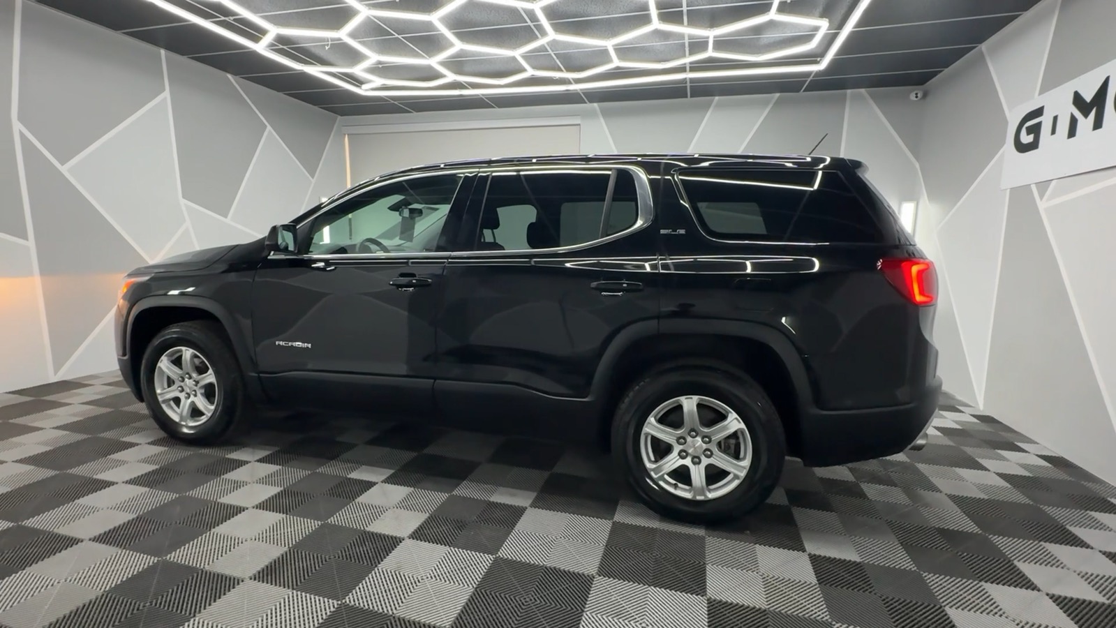 2019 GMC Acadia SLE-1 Sport Utility 4D 5