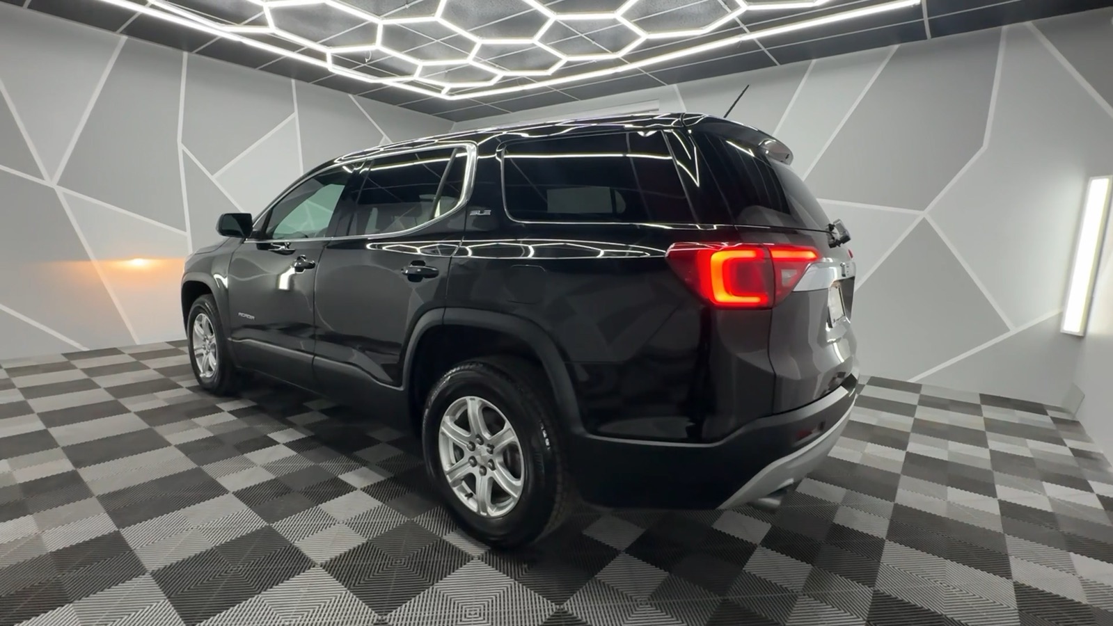 2019 GMC Acadia SLE-1 Sport Utility 4D 6