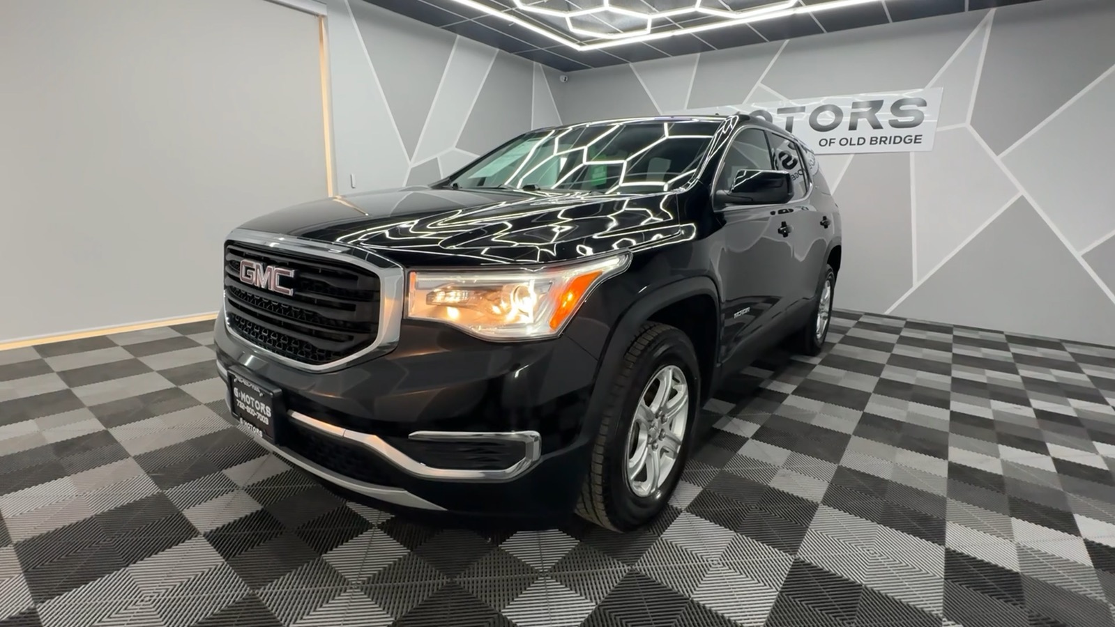 2019 GMC Acadia SLE-1 Sport Utility 4D 16