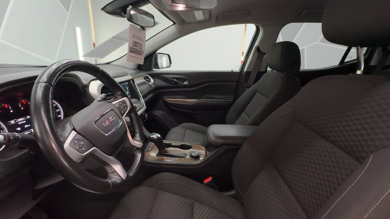 2019 GMC Acadia SLE-1 Sport Utility 4D 39