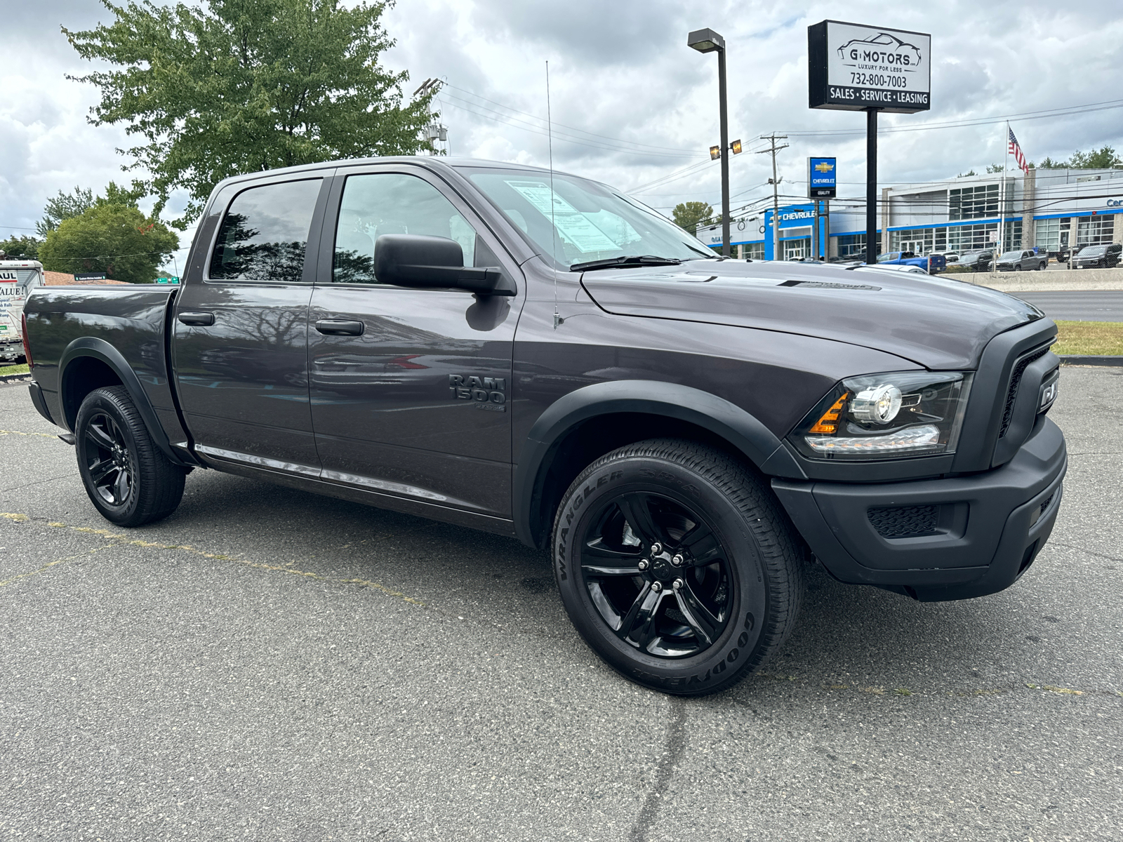 2024 Ram 1500 Classic Crew Cab SLT Pickup 4D 5 1/2 ft 12