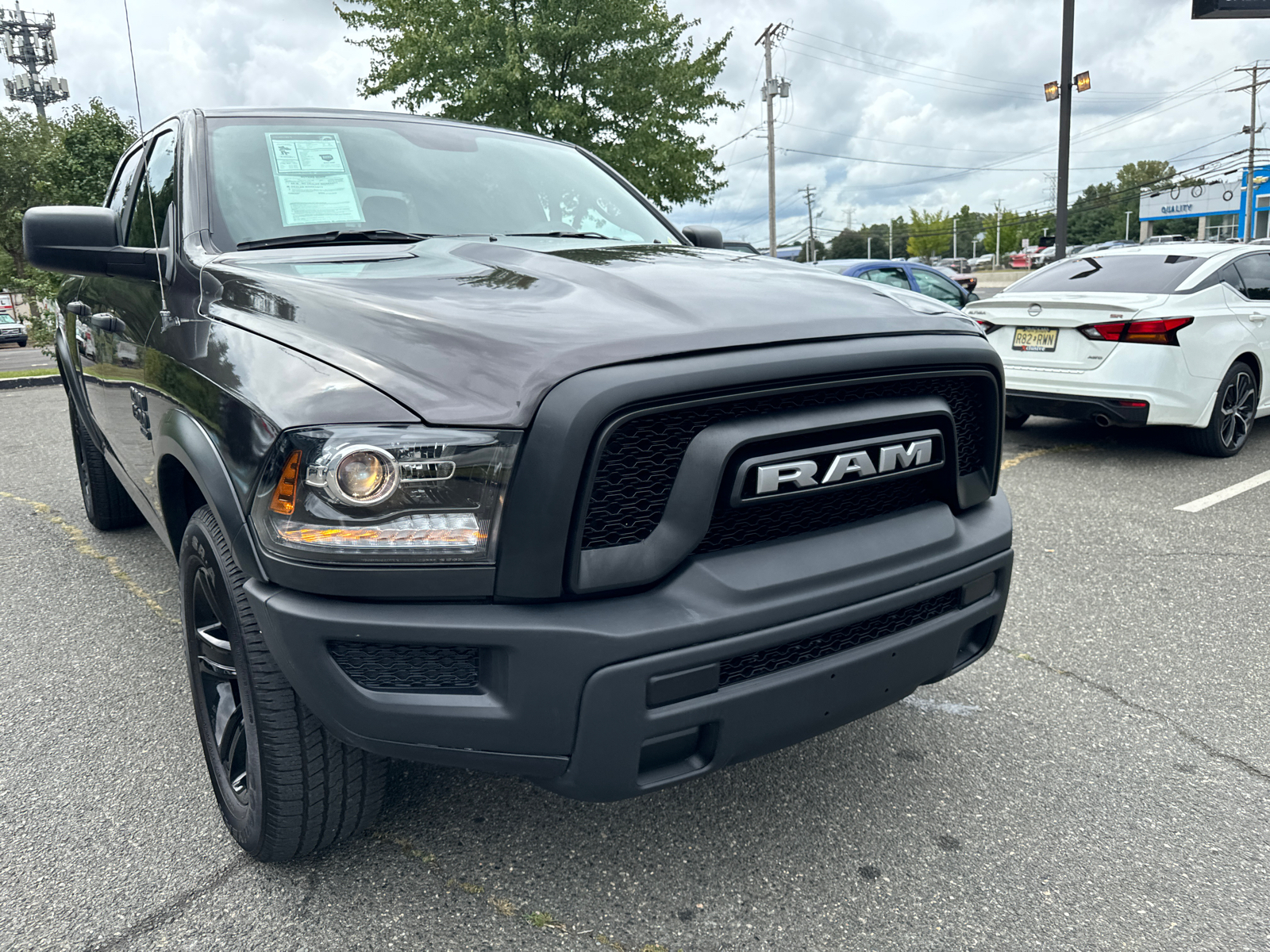 2024 Ram 1500 Classic Crew Cab SLT Pickup 4D 5 1/2 ft 14