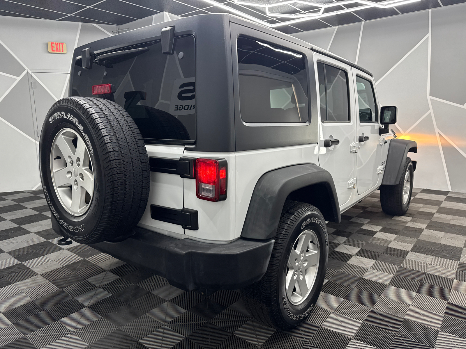 2016 Jeep Wrangler Unlimited Sport S Sport Utility 4D 8