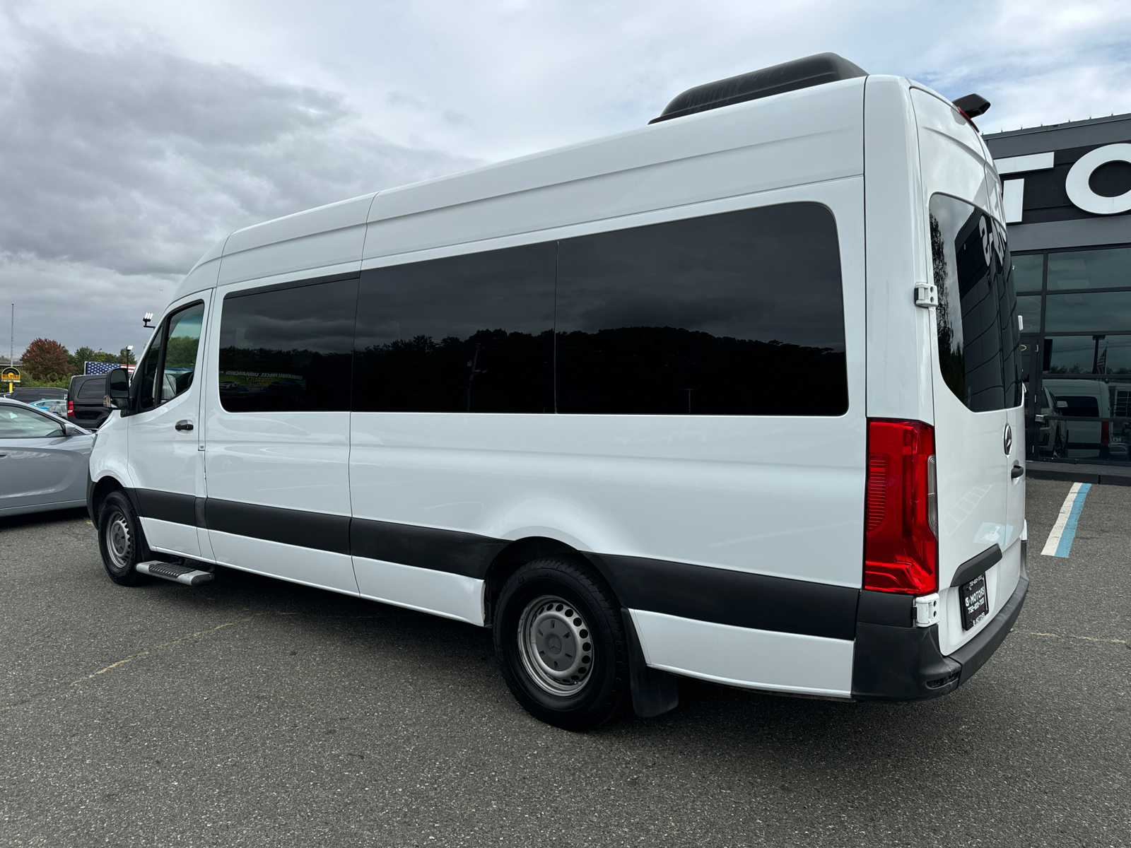 2019 Mercedes-Benz Sprinter 2500 Passenger High Roof w/170 WB Van 3D 4