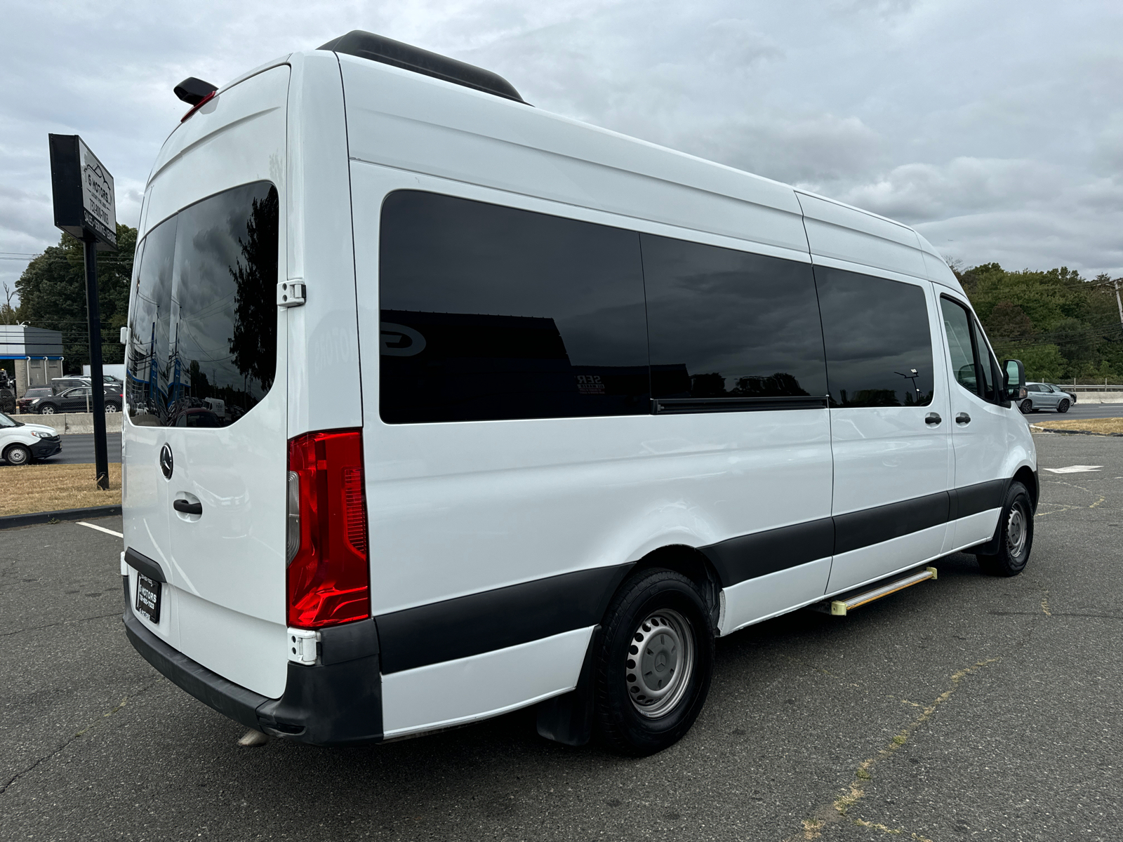 2019 Mercedes-Benz Sprinter 2500 Passenger High Roof w/170 WB Van 3D 10