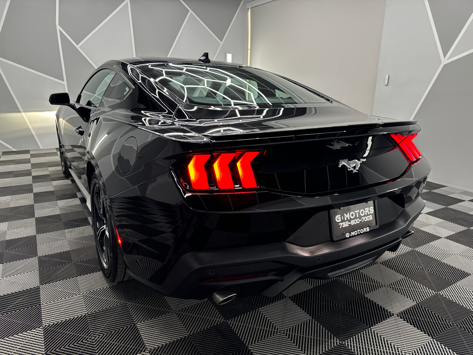 2024 Ford Mustang EcoBoost Premium Coupe 2D 6