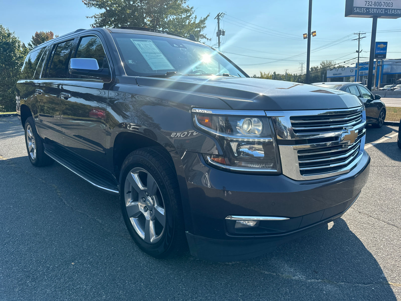 2017 Chevrolet Suburban Premier Sport Utility 4D 13