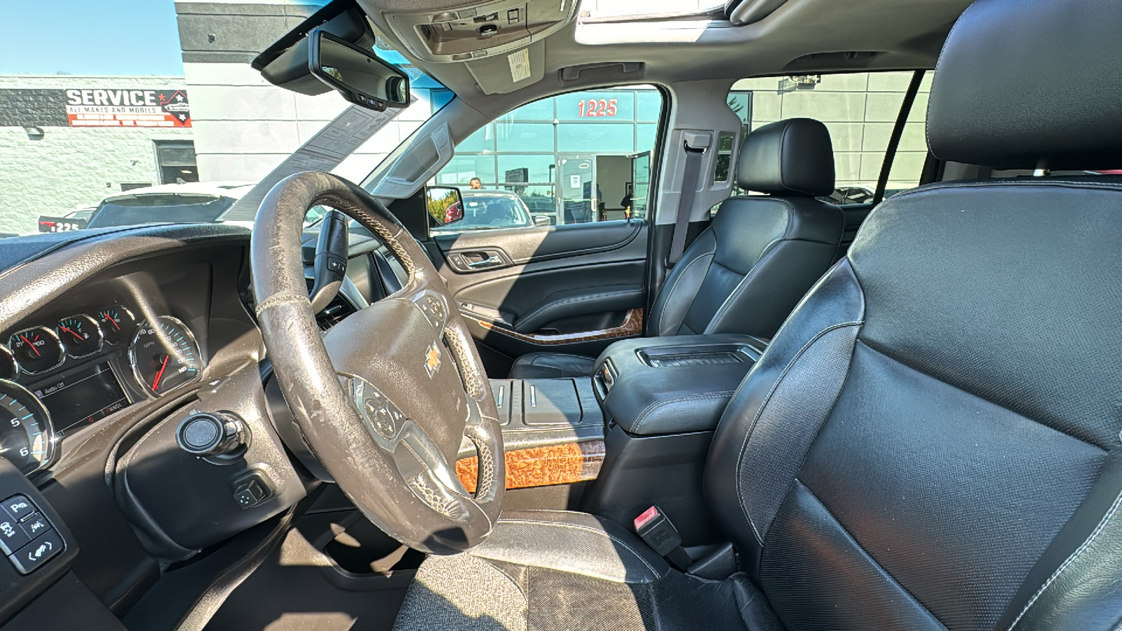 2017 Chevrolet Suburban Premier Sport Utility 4D 37