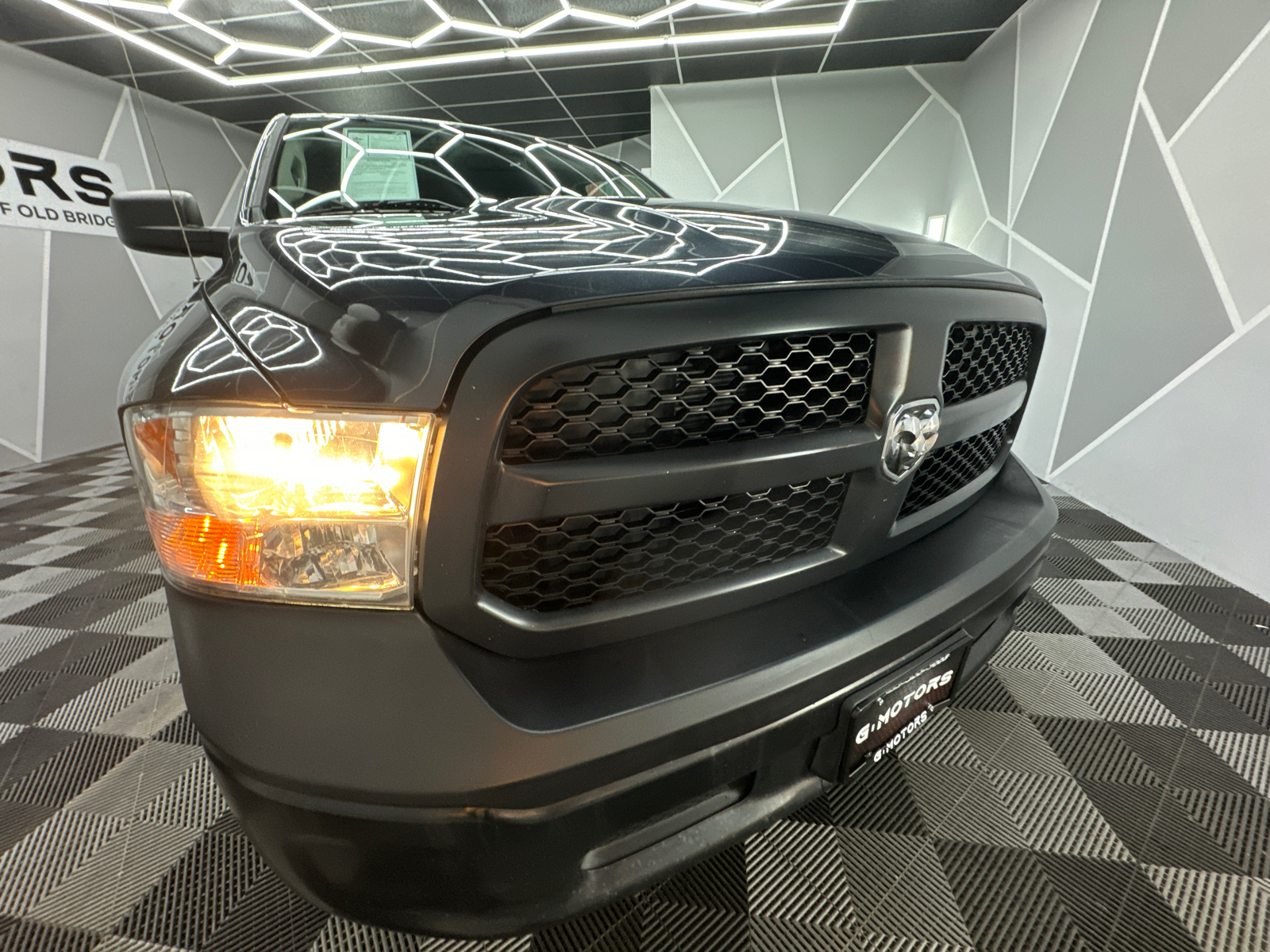 2016 Ram 1500 Crew Cab Tradesman Pickup 4D 5 1/2 ft 14