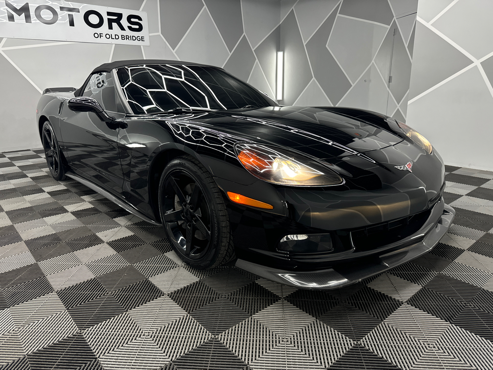 2005 Chevrolet Corvette Convertible 2D 13