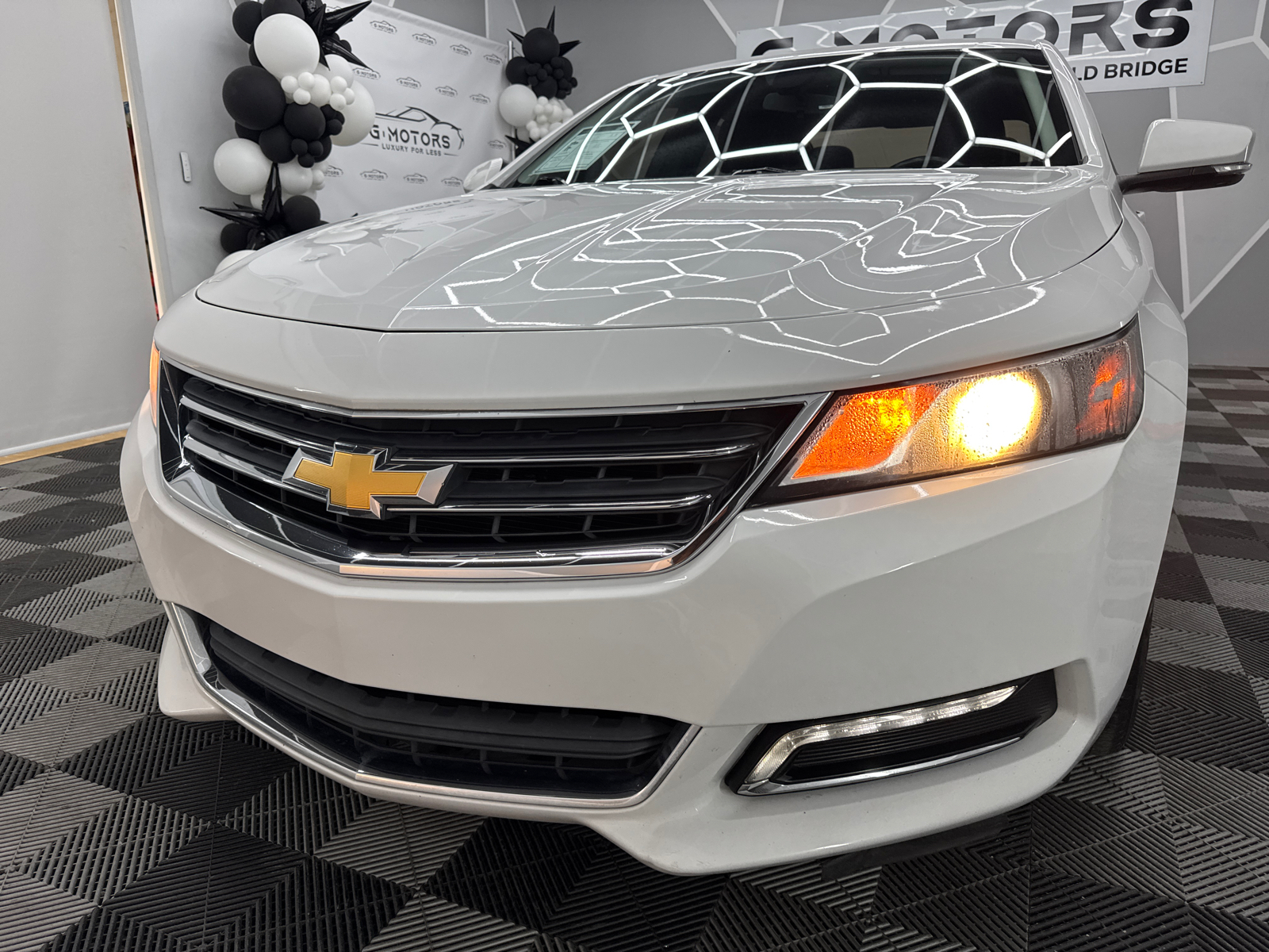 2018 Chevrolet Impala LT Sedan 4D 16