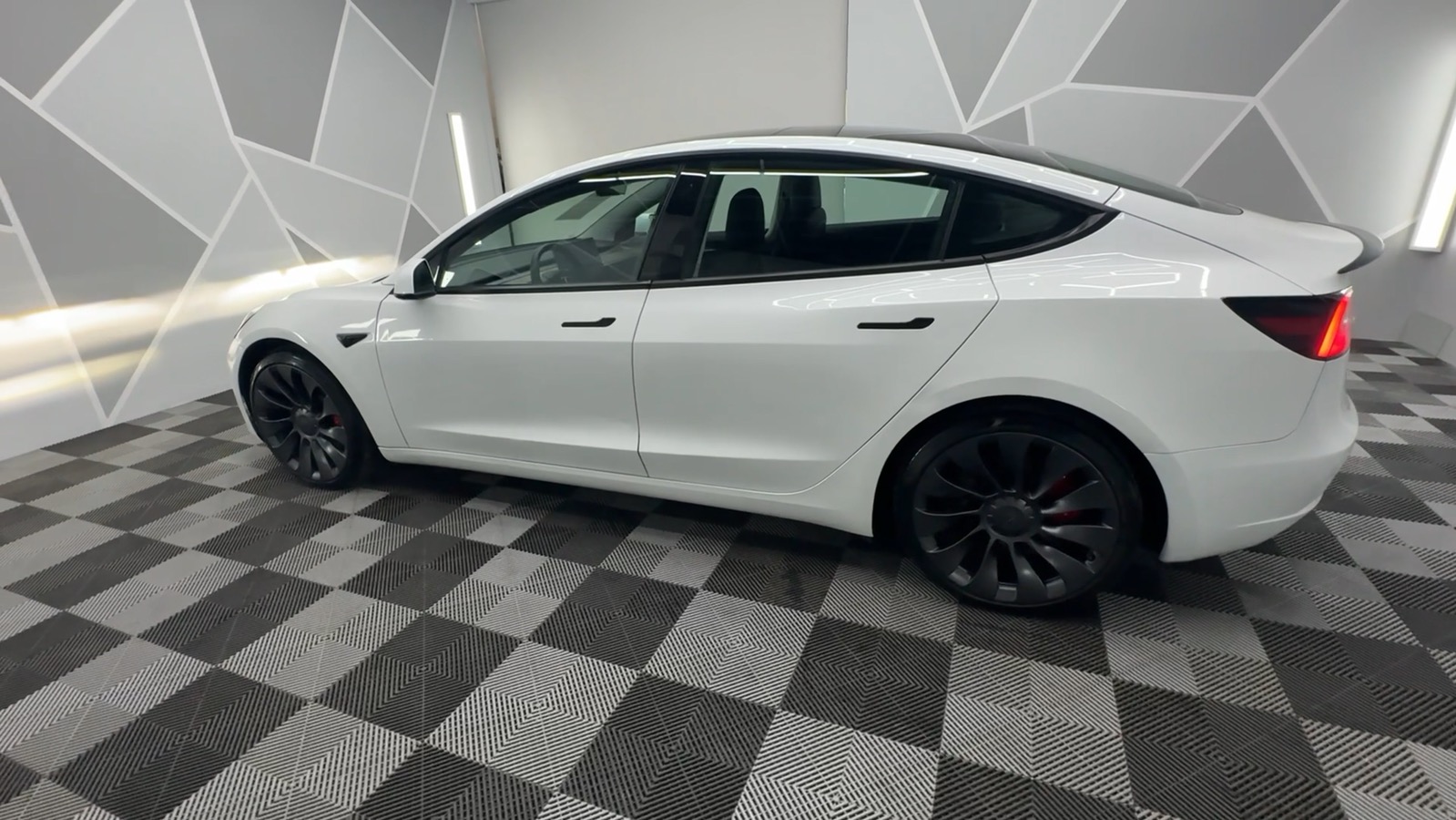 2022 Tesla Model 3 Performance Sedan 4D 8