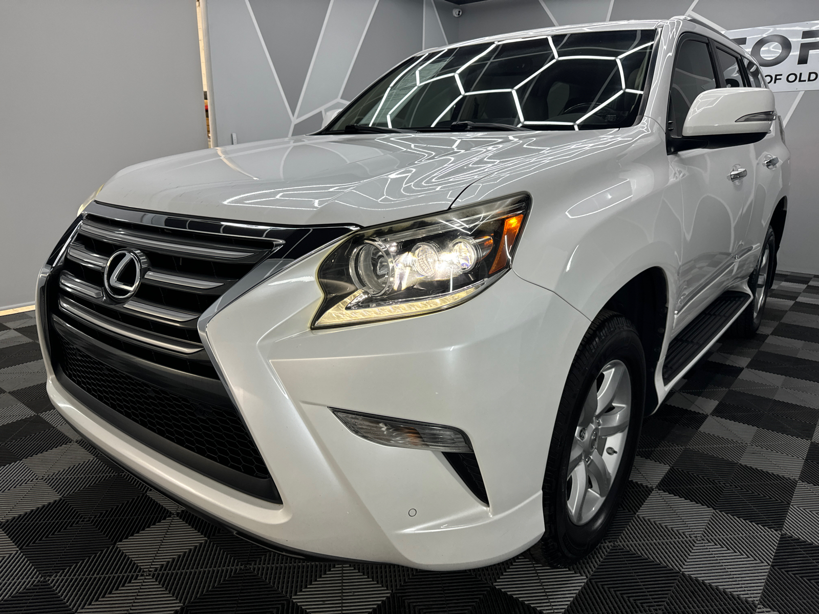 2016 Lexus GX GX 460 Sport Utility 4D 1