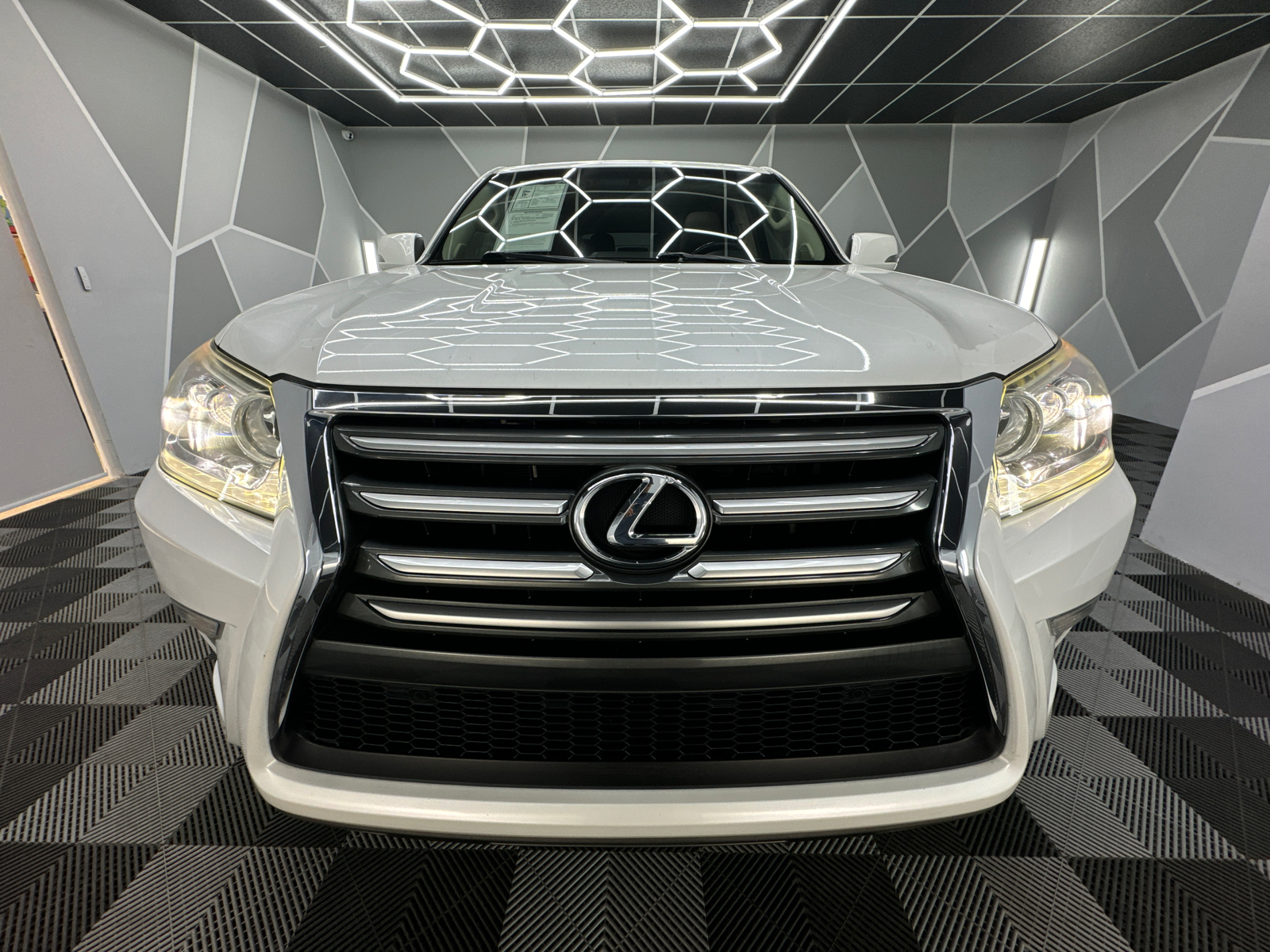 2016 Lexus GX GX 460 Sport Utility 4D 15