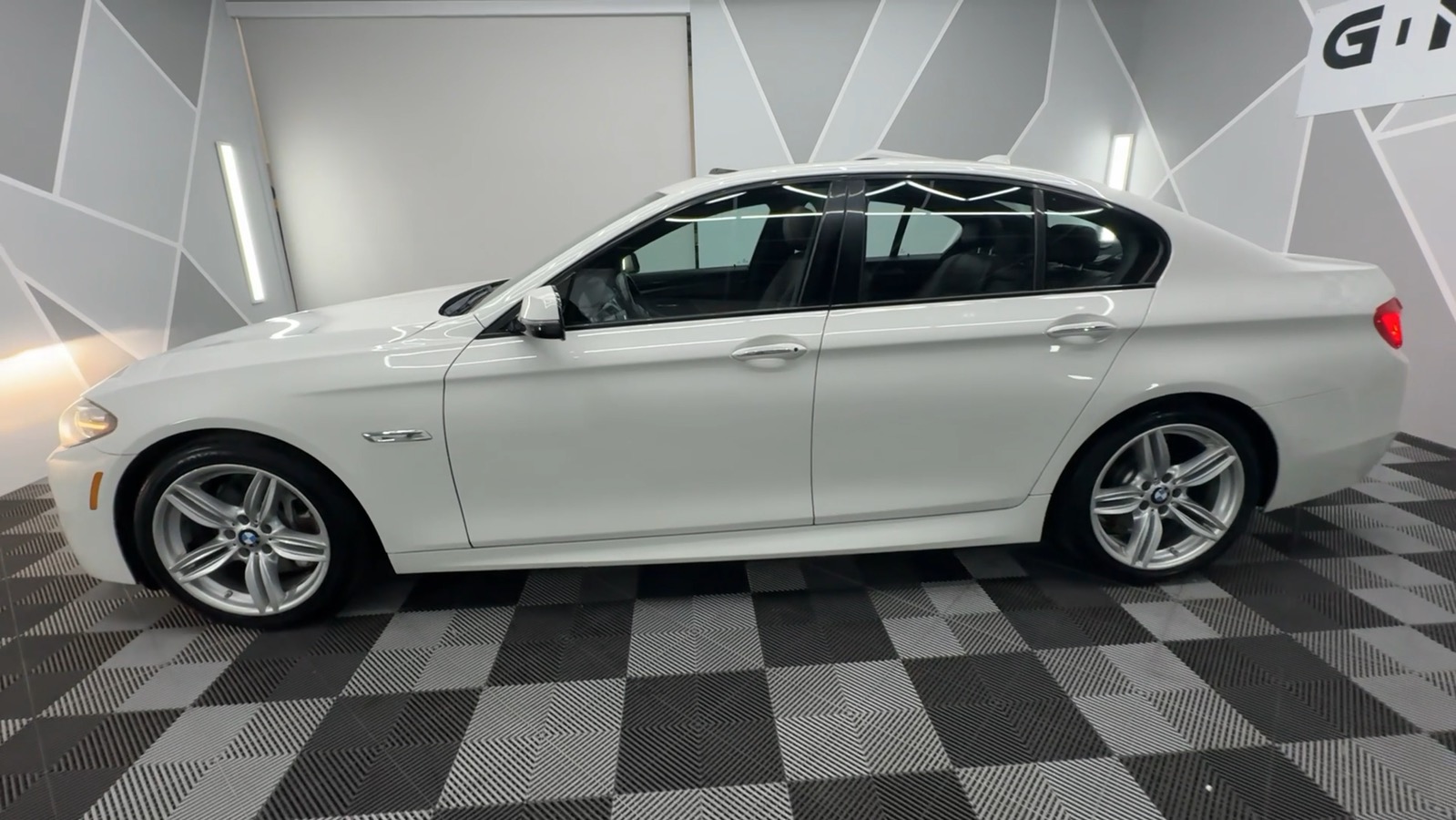 2016 BMW 5 Series 535i Sedan 4D 4