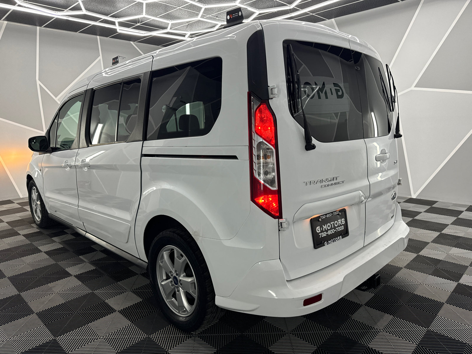 2014 Ford Transit Connect Passenger XLT Van 4D 5